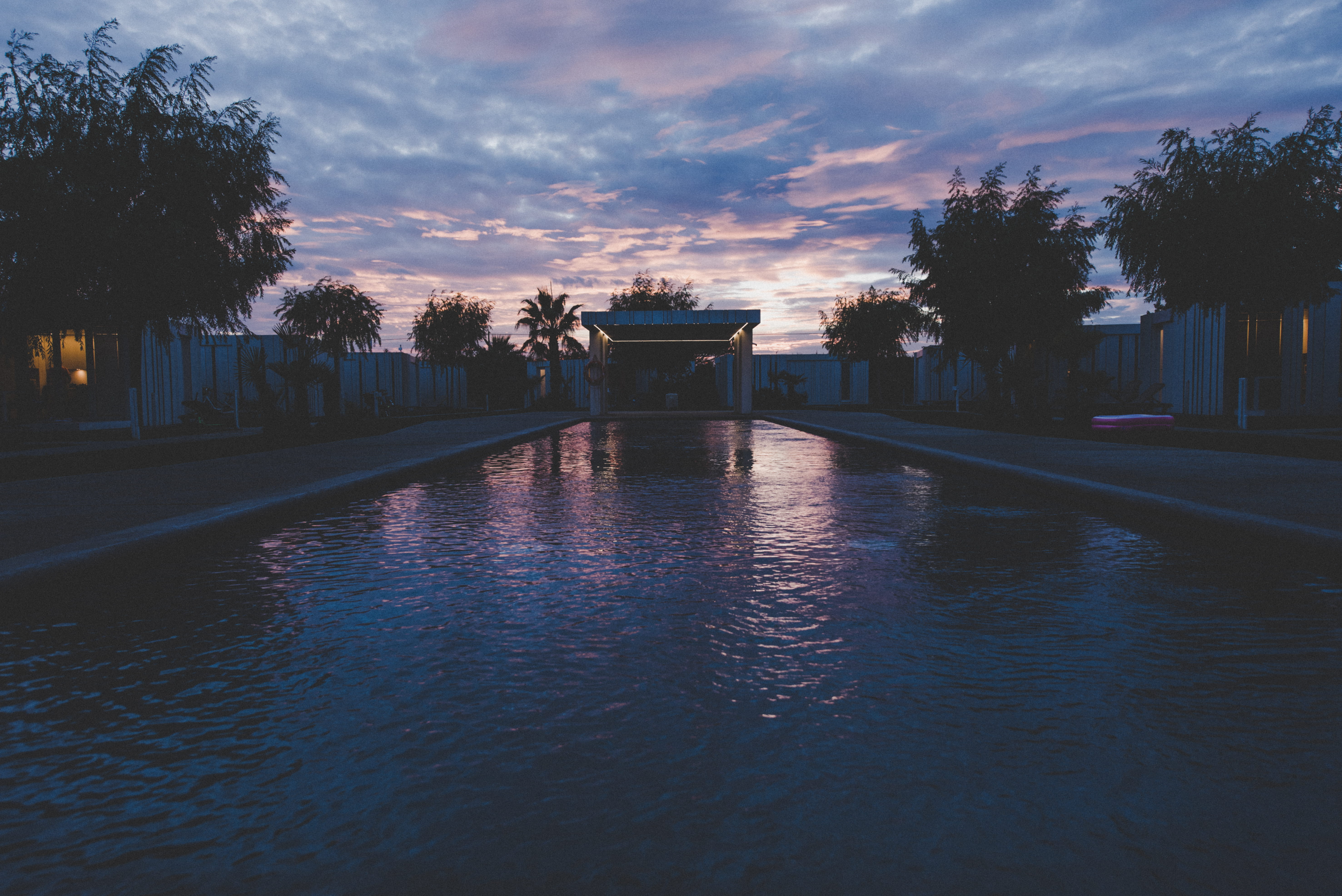 building, water, evening mood, spain, sky, built structure, tree, cloud - sky, awesome, swimming pool, pool, no people, silhouette, pink, sun goes down, HD Wallpaper