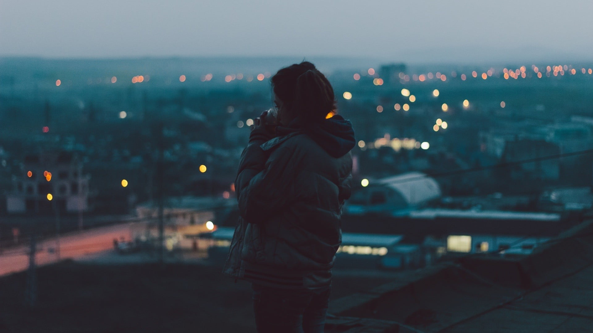 winter, women, adult, dusk, warm clothing, nature, hood, bubble, outdoors, photography, travel, jacket, night, people, lifestyles, gray, 1080P, architecture, HD Wallpaper