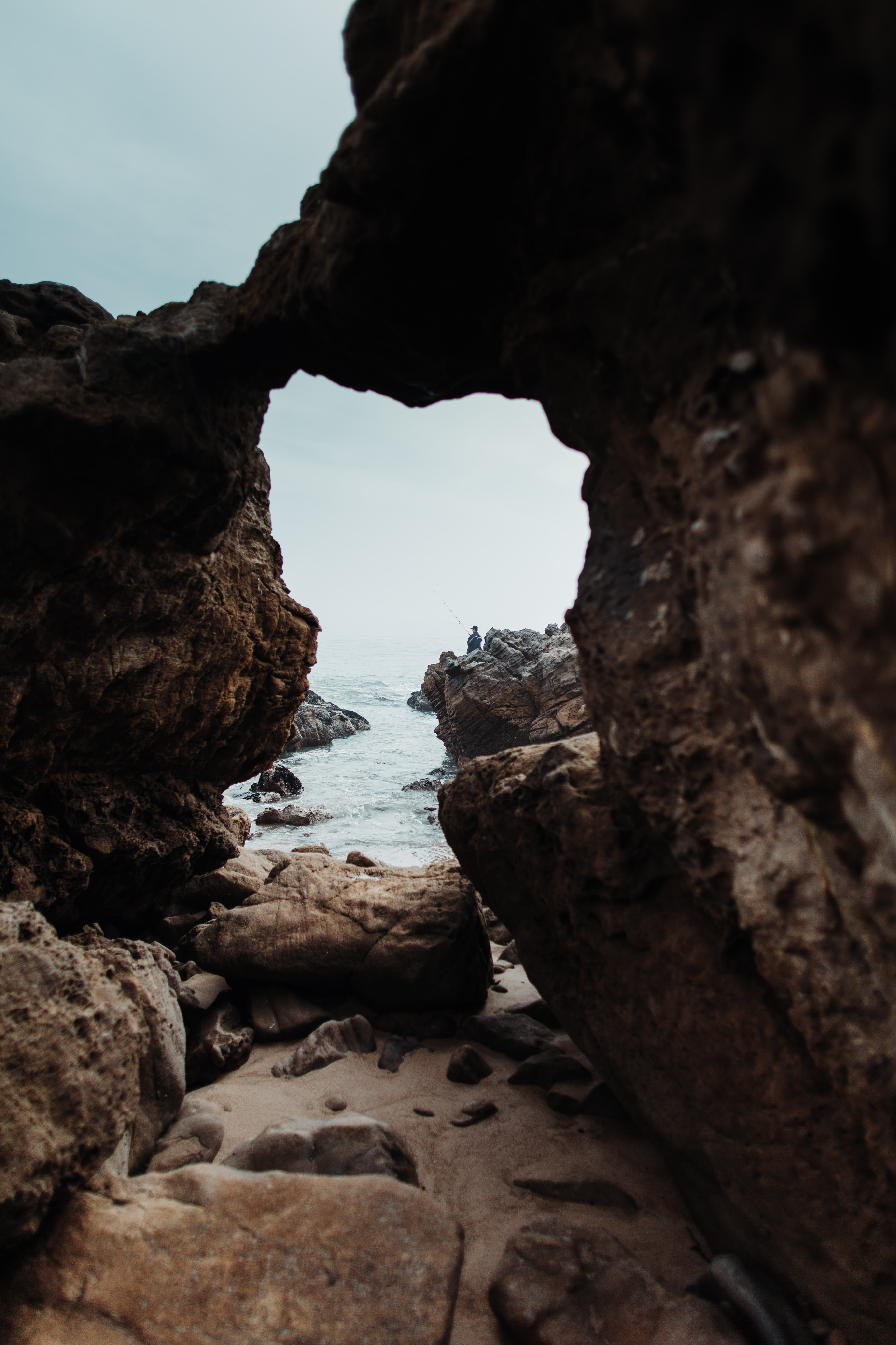 cave, solid, ocean, scenics - nature, rock, peninsula, limestone, day, promontory, nature, brown, 5K, land, slate, sea, geology, coast, dungeon, physical geography, Phone HD Wallpaper