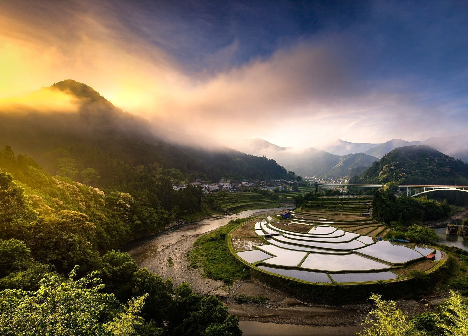 morning, sunlight, town, 720P, landscape, mountains, rice paddy, photography, river, bridge, forest, nature, mist, HD Wallpaper