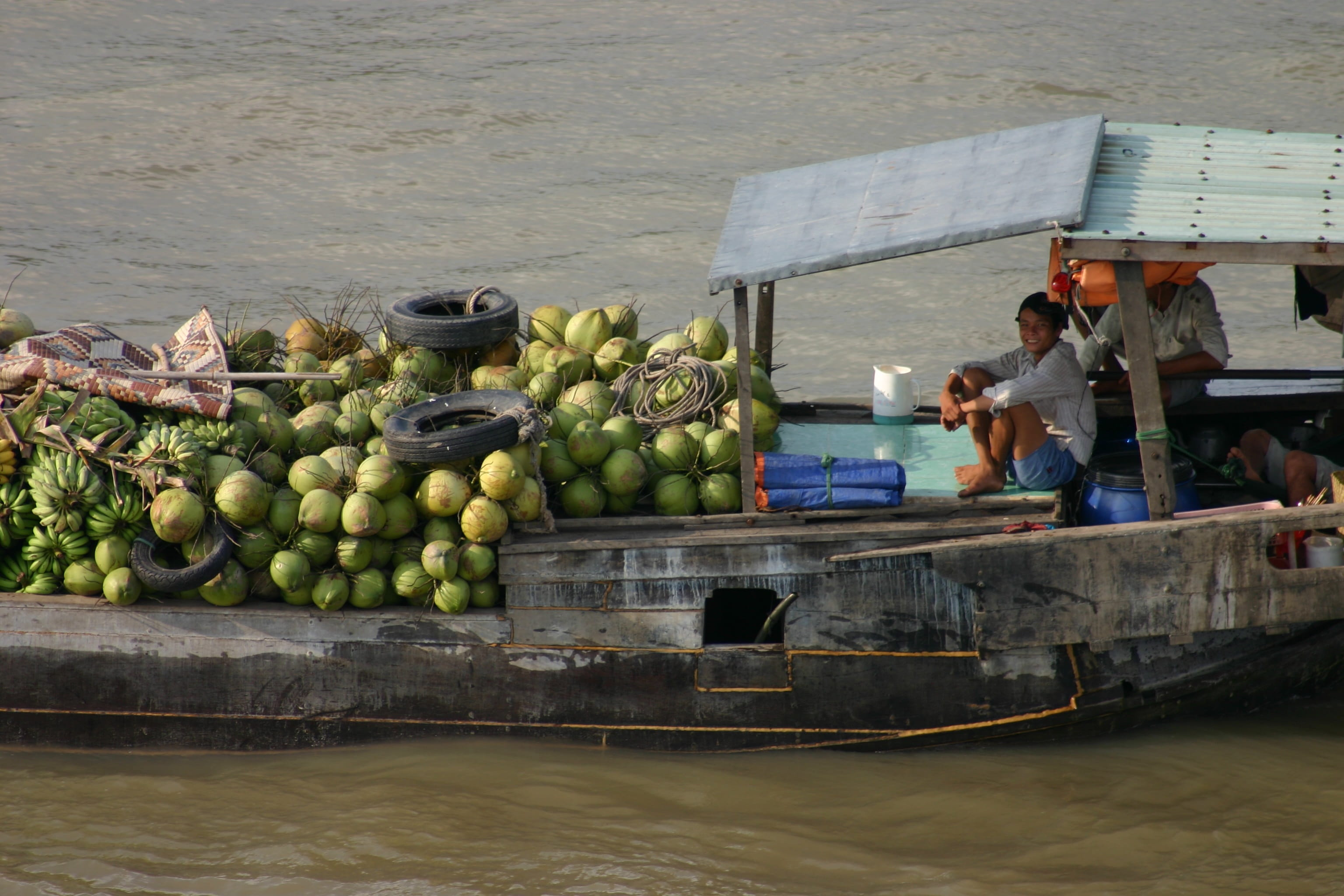 nautical Vessel, water, sitting, editorial, market, people, food and drink, real people, group of people, 2K, for sale, business, Asia, occupation, outdoors, HD Wallpaper