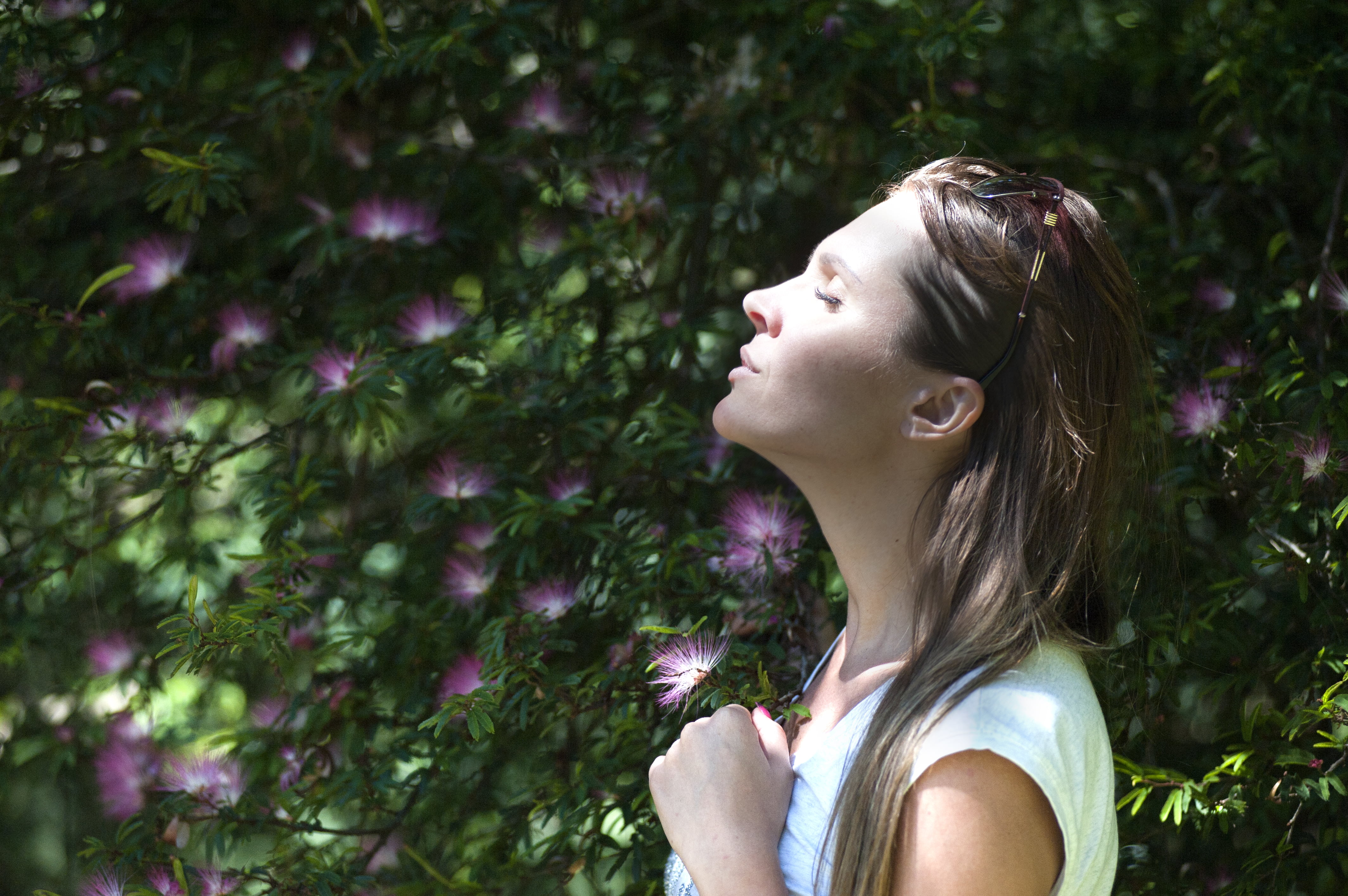 peace, healthy, flowers, lady, outdoors, woman, fresh, brown hair, young Adult, hair, view, side view, air, quiet, beautiful, beauty, profile view, hairstyle, HD Wallpaper