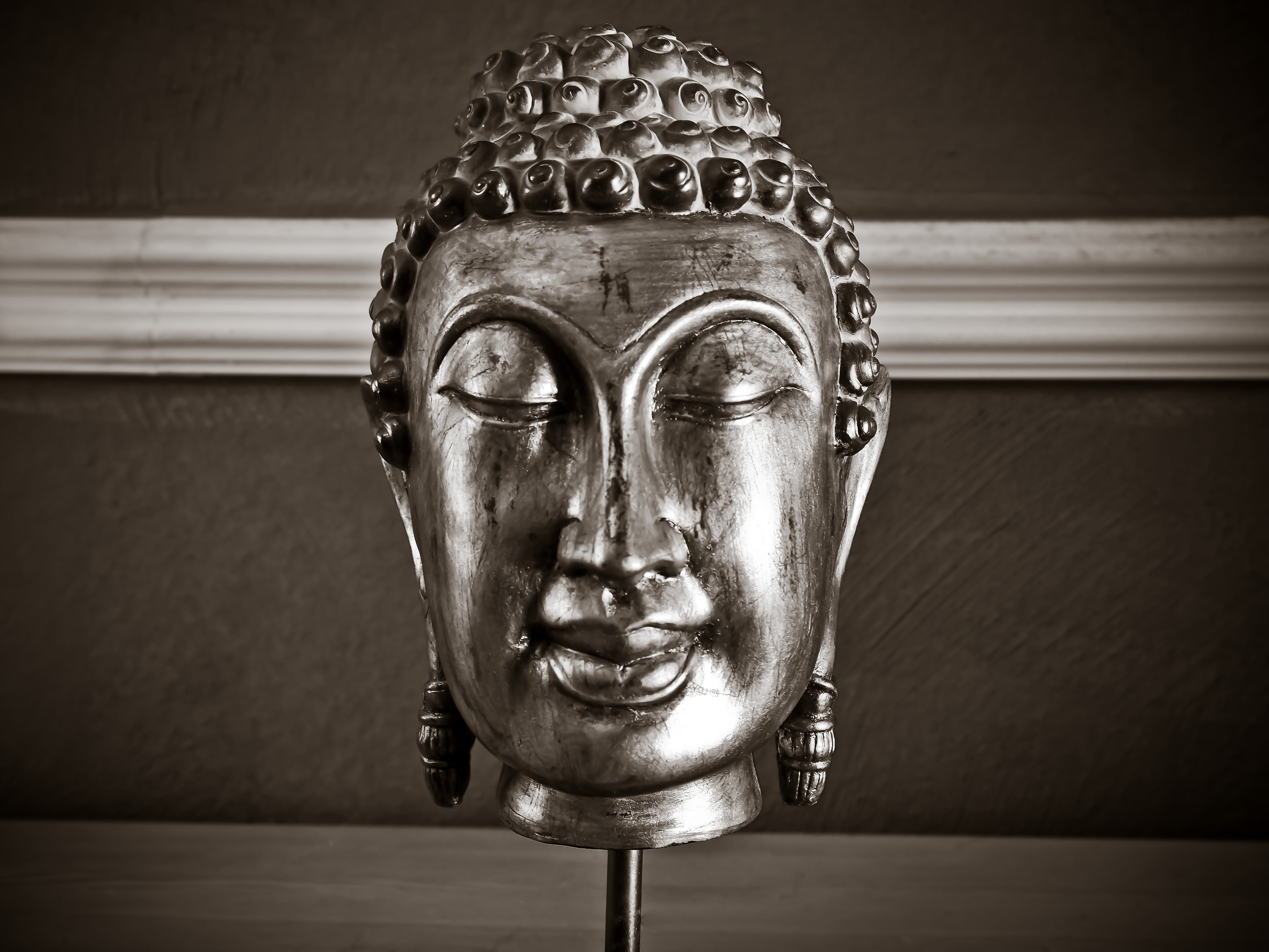 buddha, indoors, 4K, metal, figure, the past, art and craft, statue, asia, gold, buddhism, creativity, fernöstlich, spirituality, face, male likeness, HD Wallpaper