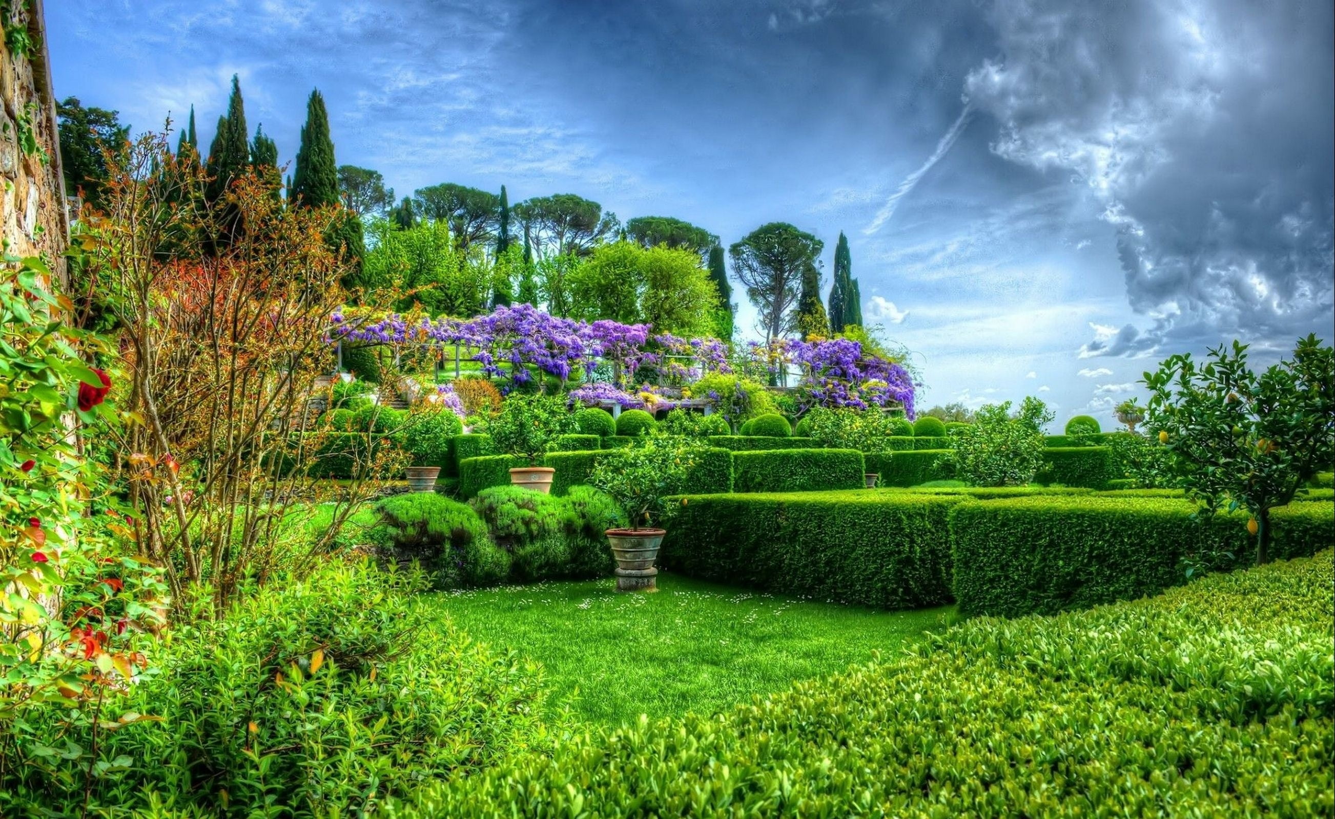 idyllic, formal Garden, summer, flowerbed, day, plant, tourism, flowers, mountain, tranquil Scene, beauty In Nature, panoramic, travel Destinations, flower, HD Wallpaper