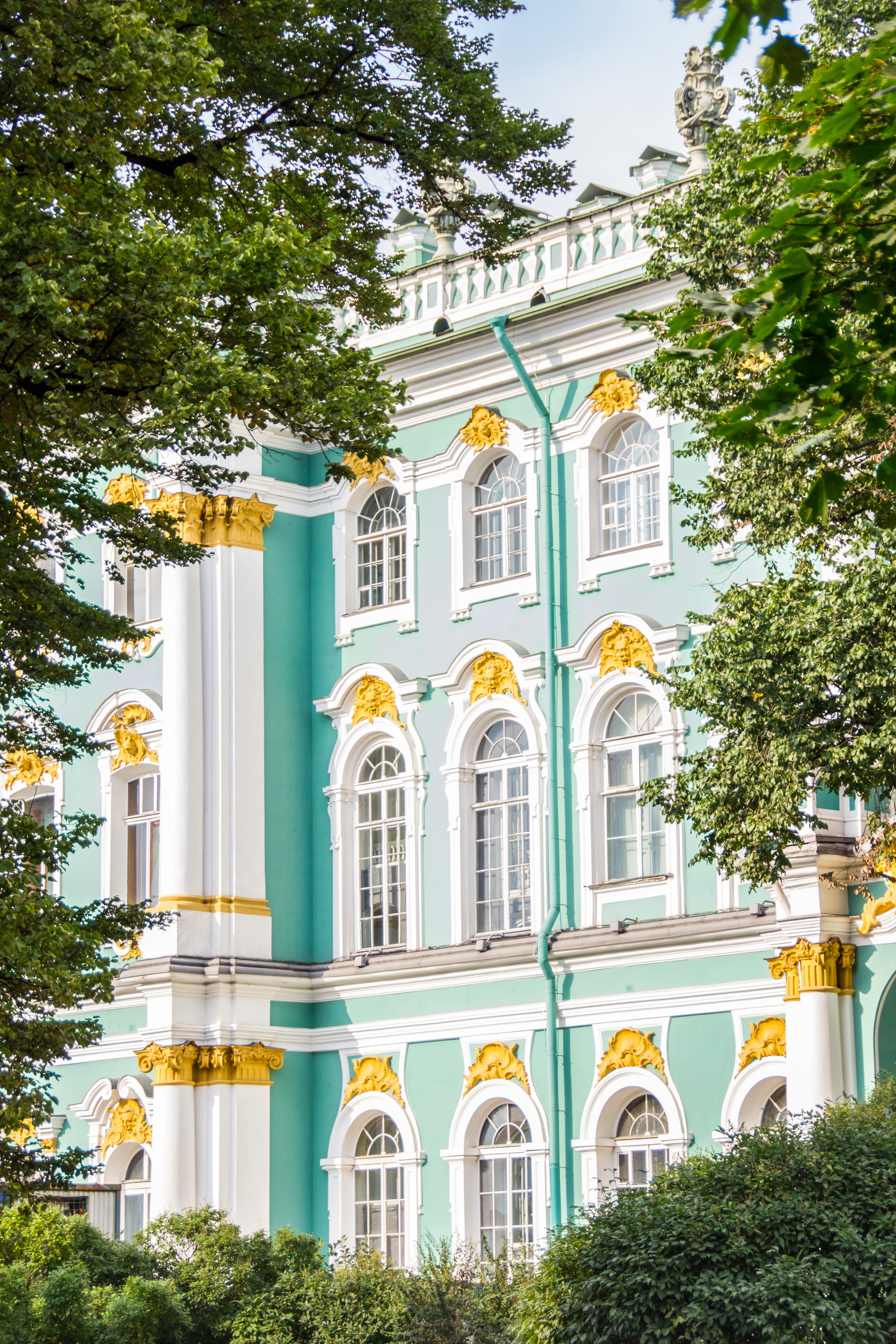 the past, russia, view, historic, belief, outdoors, religion, building, window, nature, city, history, architecture, hermitage, saint, landmark, petersburg, Phone HD Wallpaper