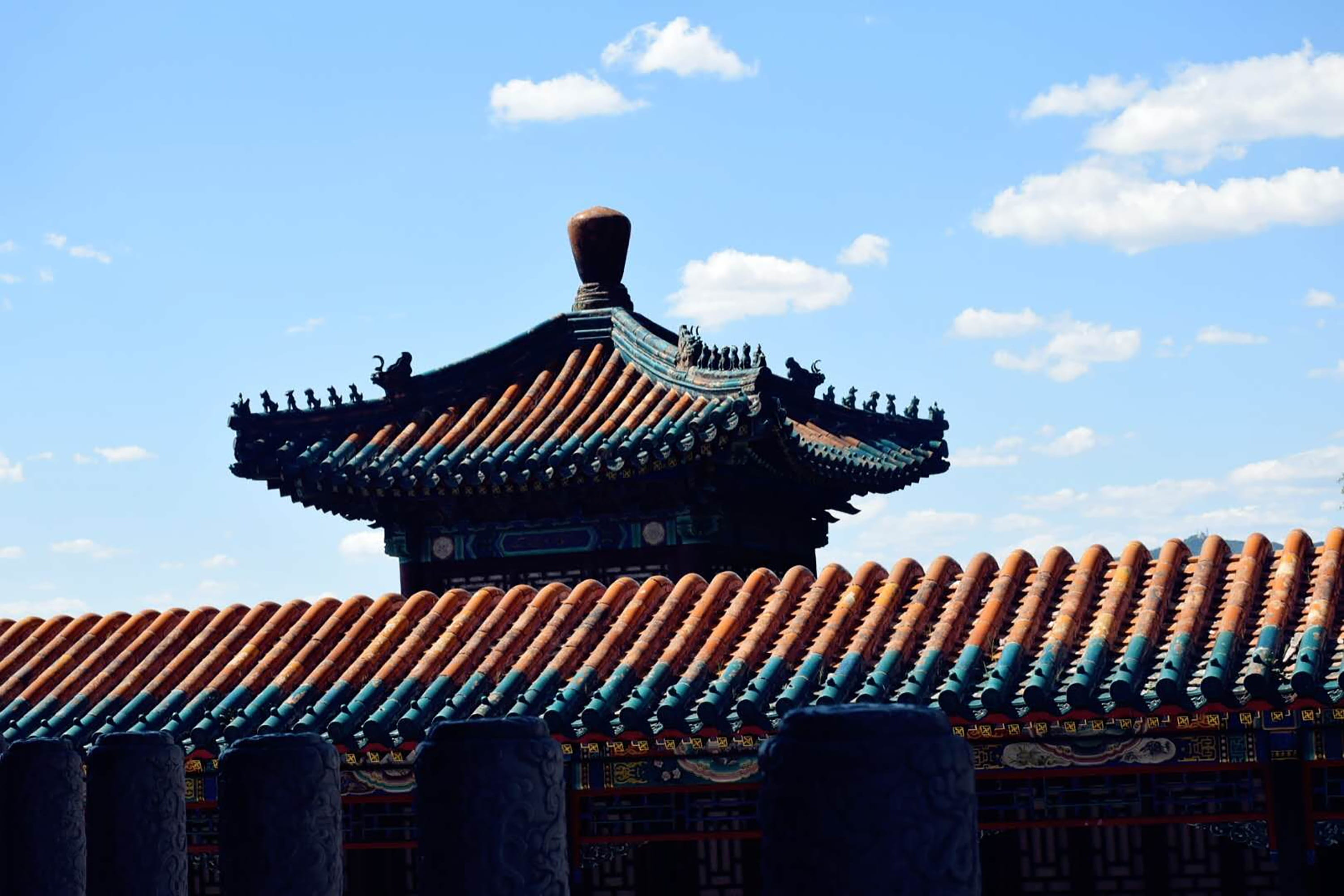 day, belief, outdoors, building exterior, built structure, no people, building, cloud - sky, 2K, beijing, sky, sunlight, religion, spirituality, architecture, HD Wallpaper