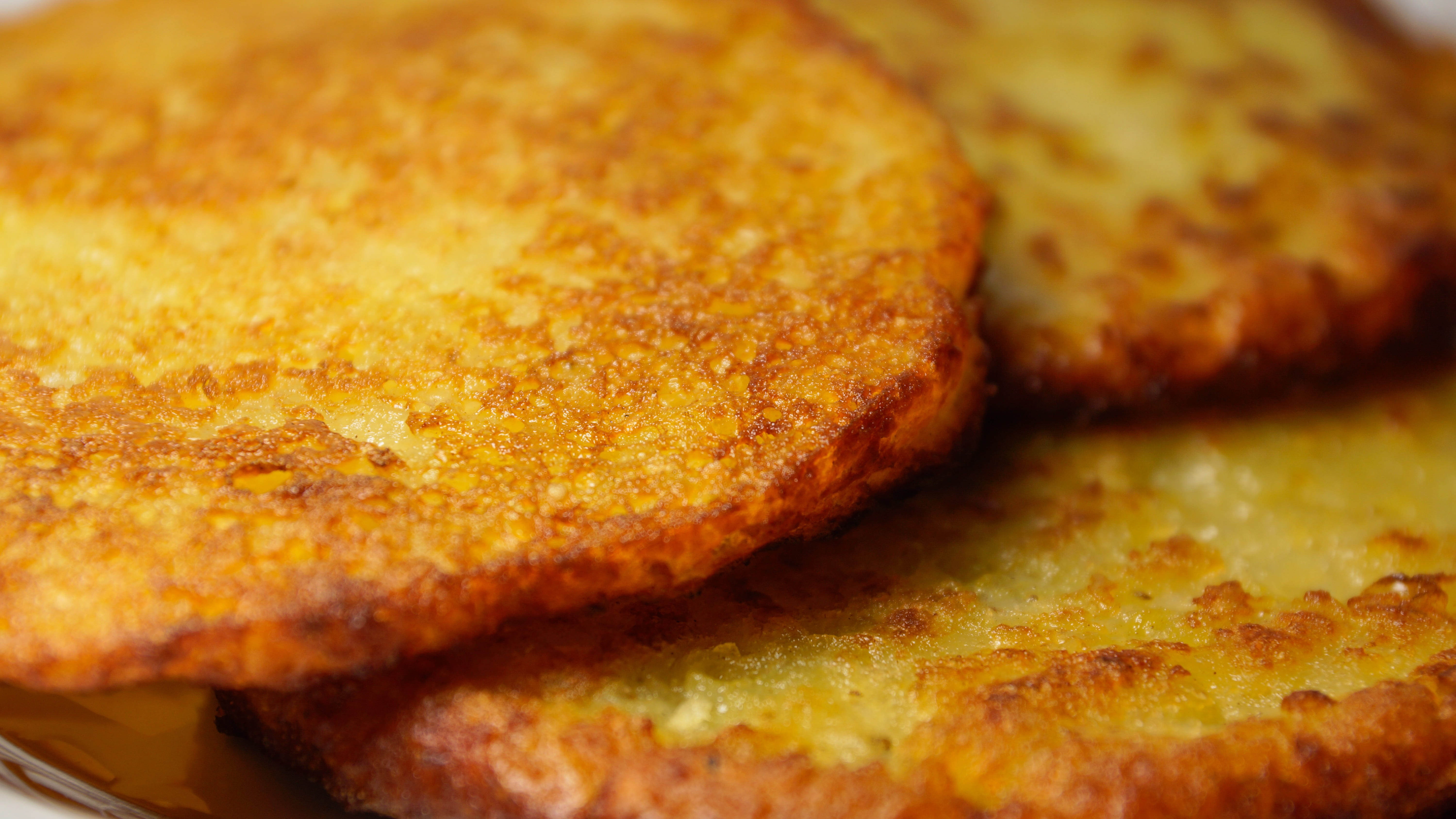 snack, potatoes, gold, breakfast, bread, wellbeing, potato pancake, prepared, indoors, sweet food, freshness, meal, brown, latkes, ready-to-eat, no people, HD Wallpaper