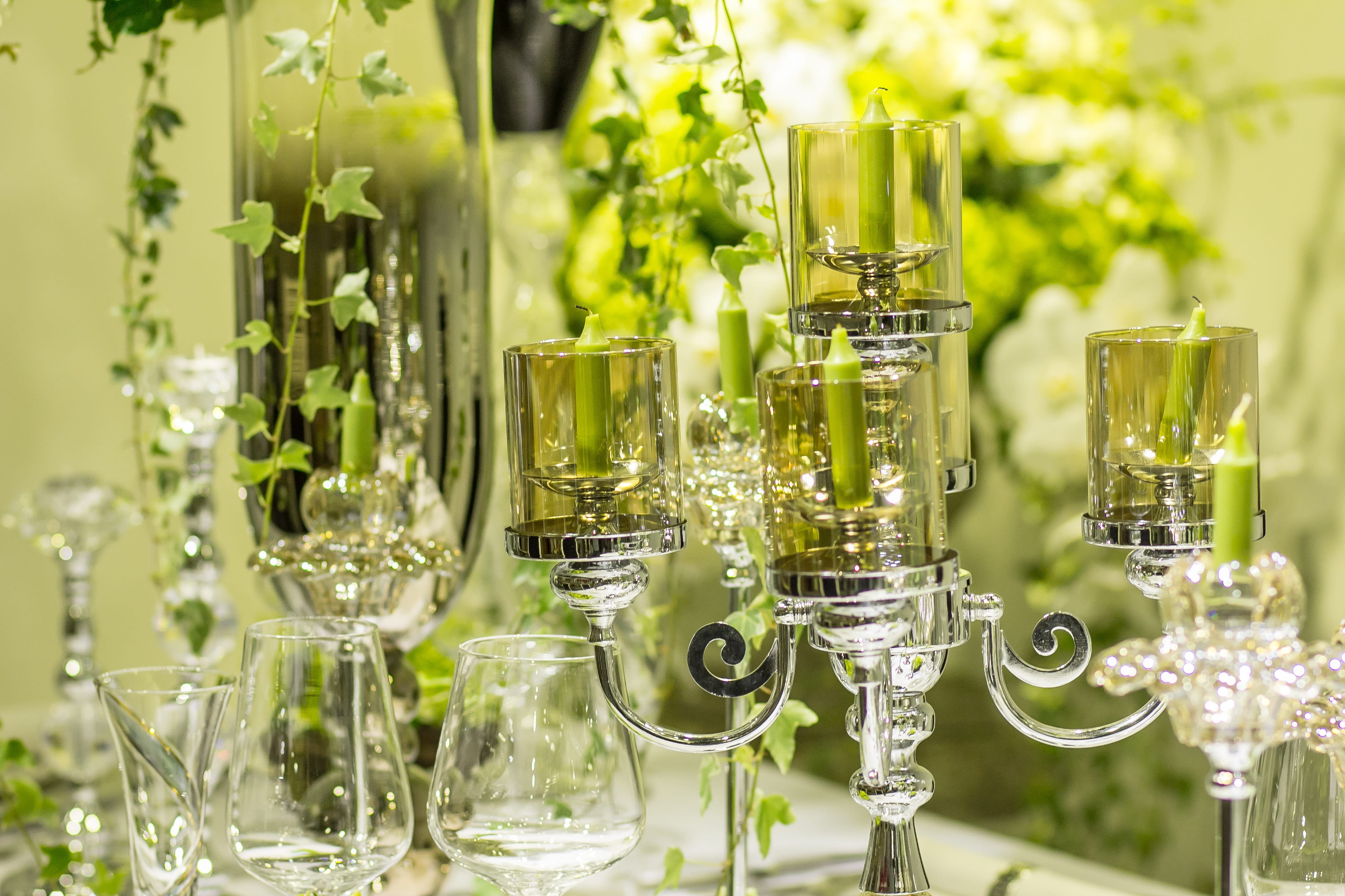 nice, natural, spoon, candelabra, dao, flowers bloom, shift, luxury, flowerpot, leaf, transparent, flower pots, fork, lens, focus on foreground, green flowers, HD Wallpaper