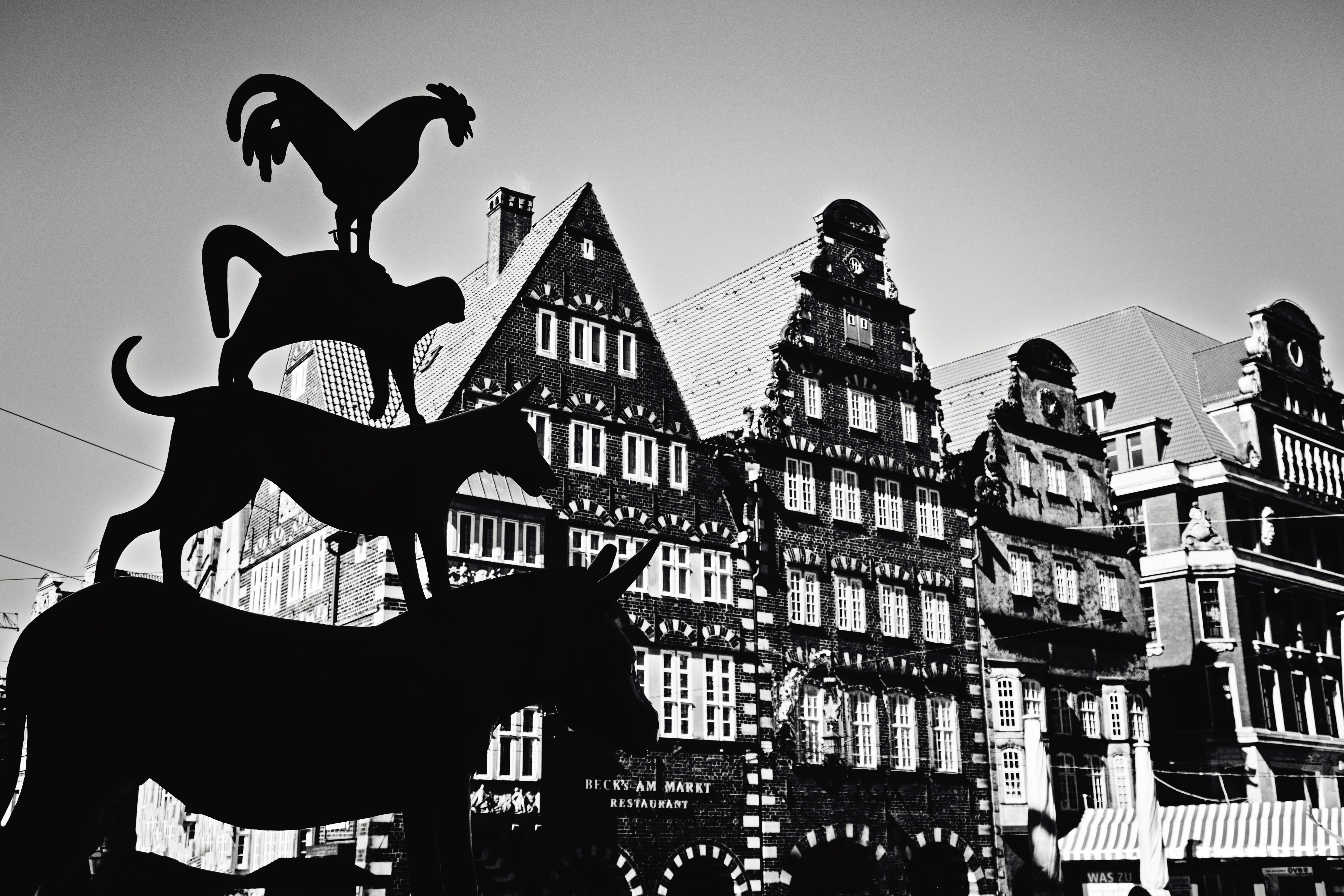 old buildings, low angle view, cobblestone, houses, art and craft, 5K, building exterior, residential district, clear sky, europe, donkey, no people, bremen, HD Wallpaper