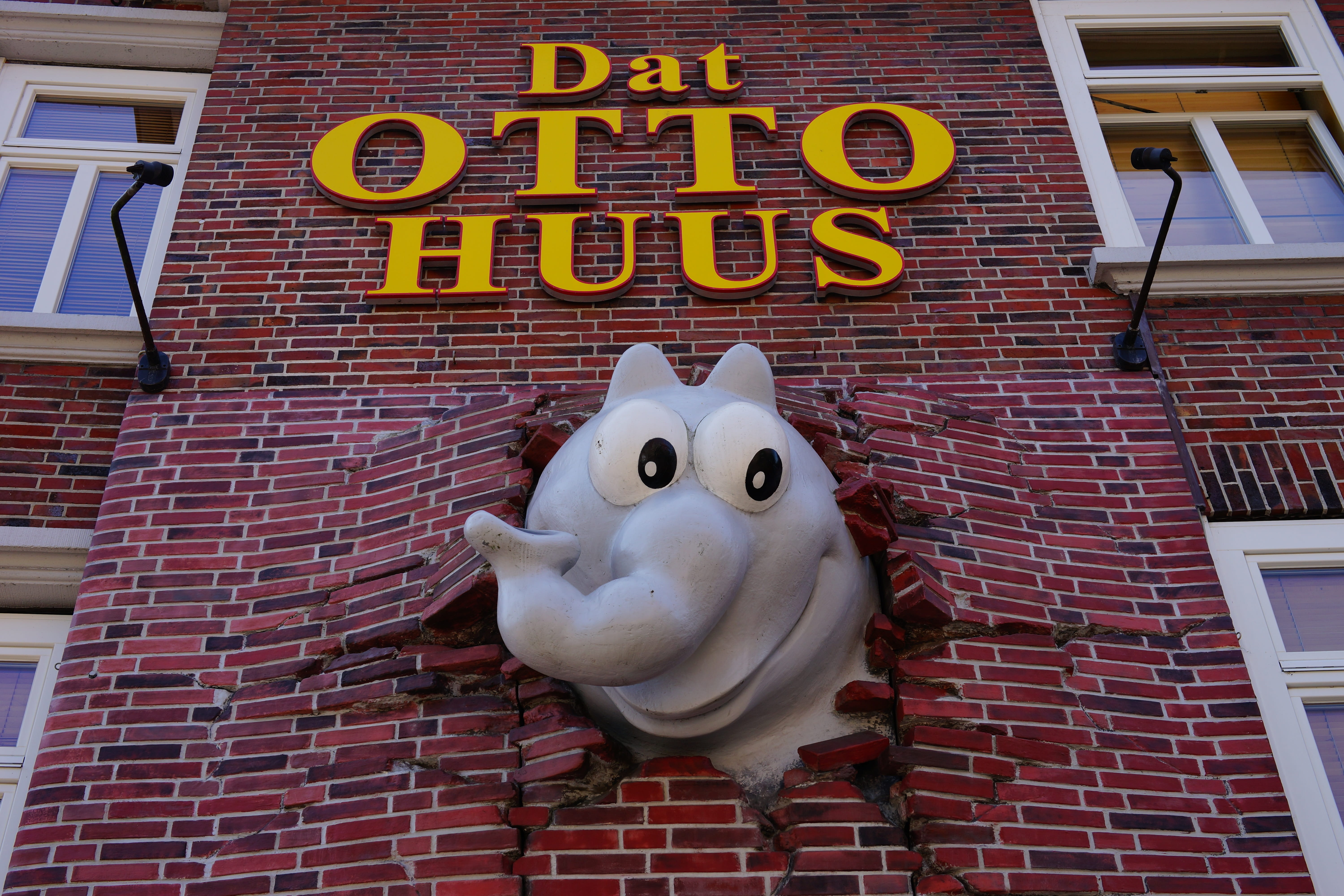 germany, emden, representation, tourism, historically, brick, places of interest, animal themes, text, historic preservation, animal, known, funny, Building, HD Wallpaper