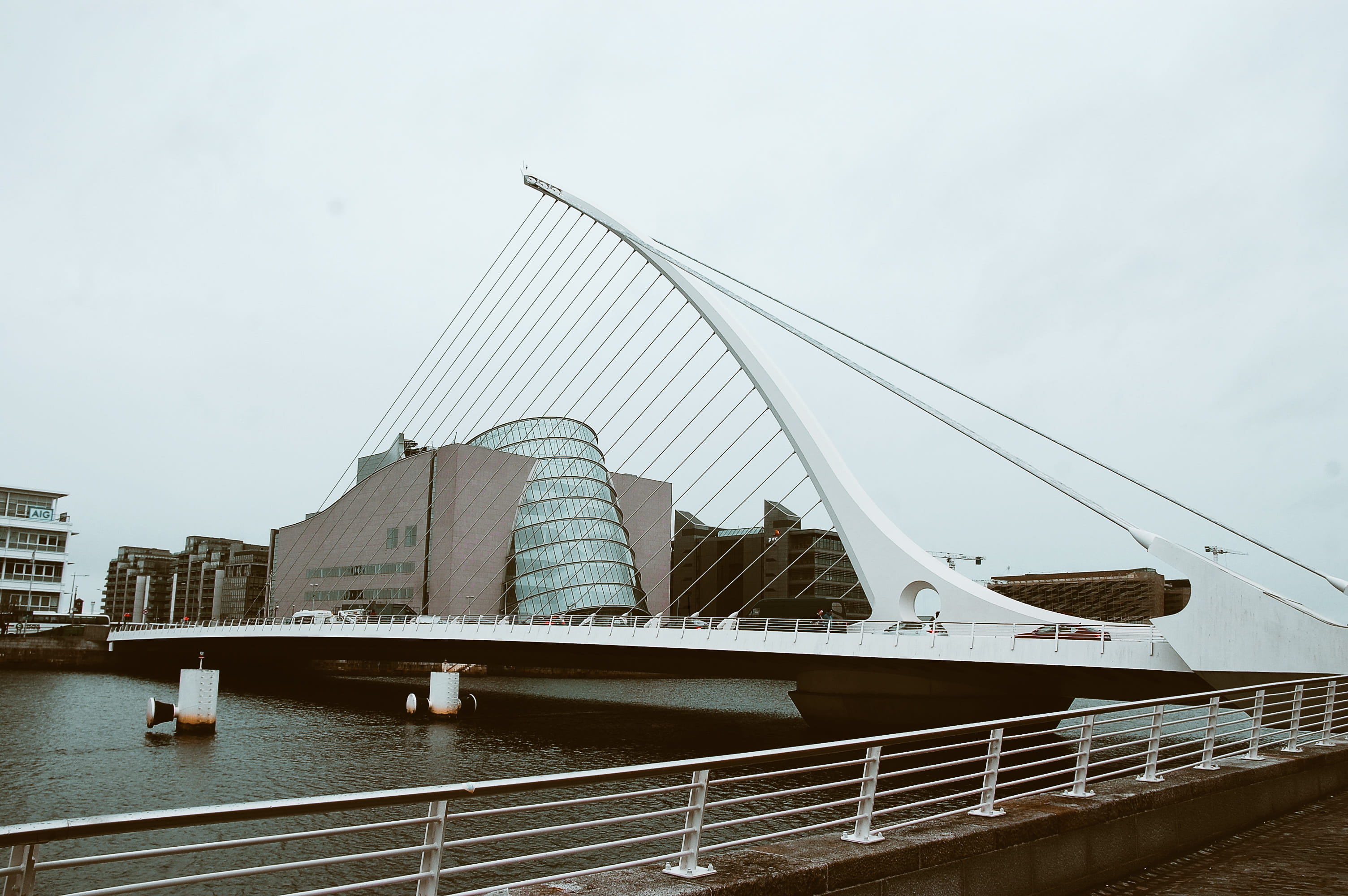 built structure, travel destinations, engineering, sailboat, transportation, outdoors, white, clean, city, connection, landscape, ireland, suspension bridge, HD Wallpaper