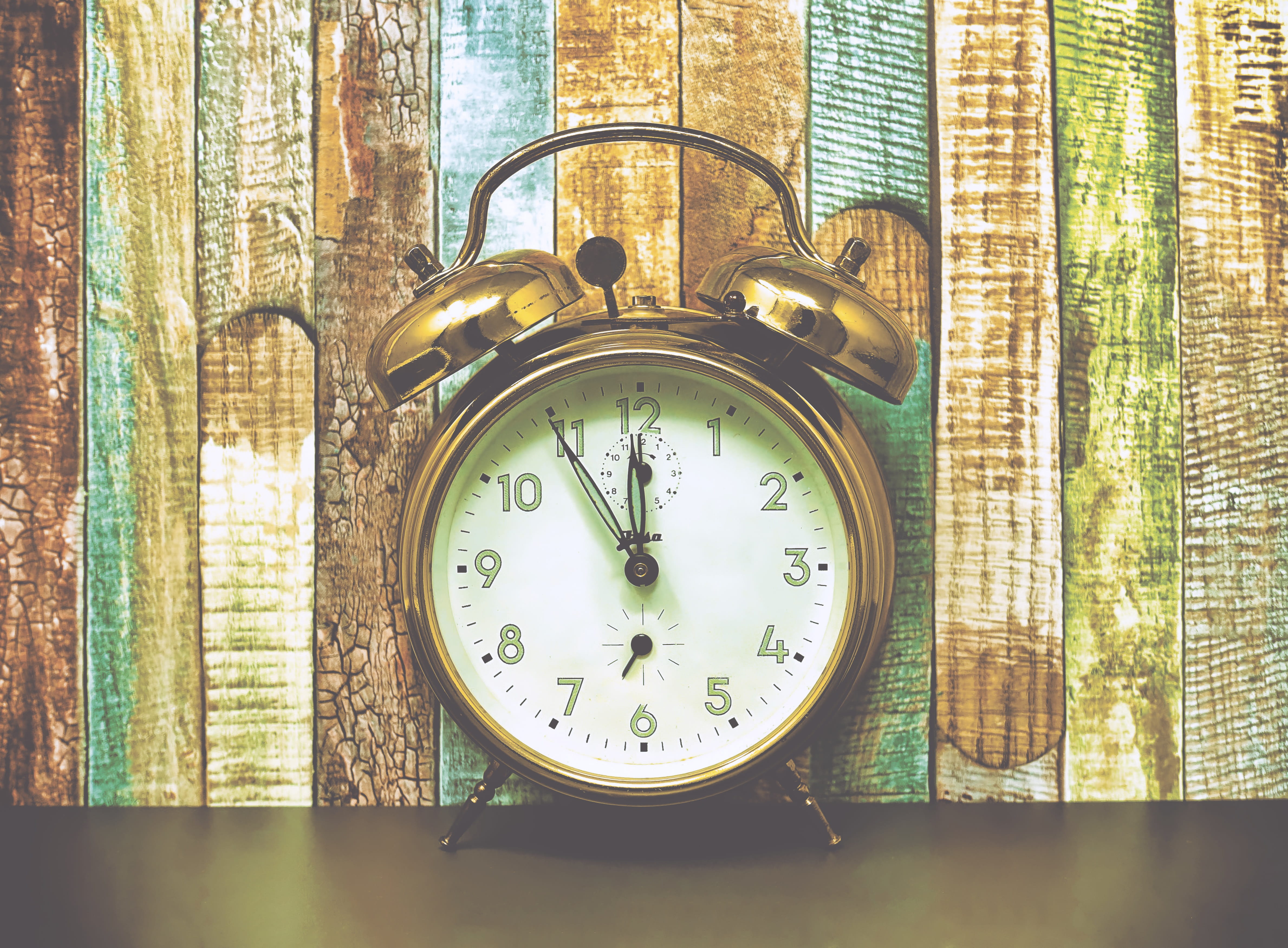 still life, instrument of time, wood - material, time to rethink, indoors, time, time for a change, alarm clock, hours, ring the bell, retro styled, window, HD Wallpaper