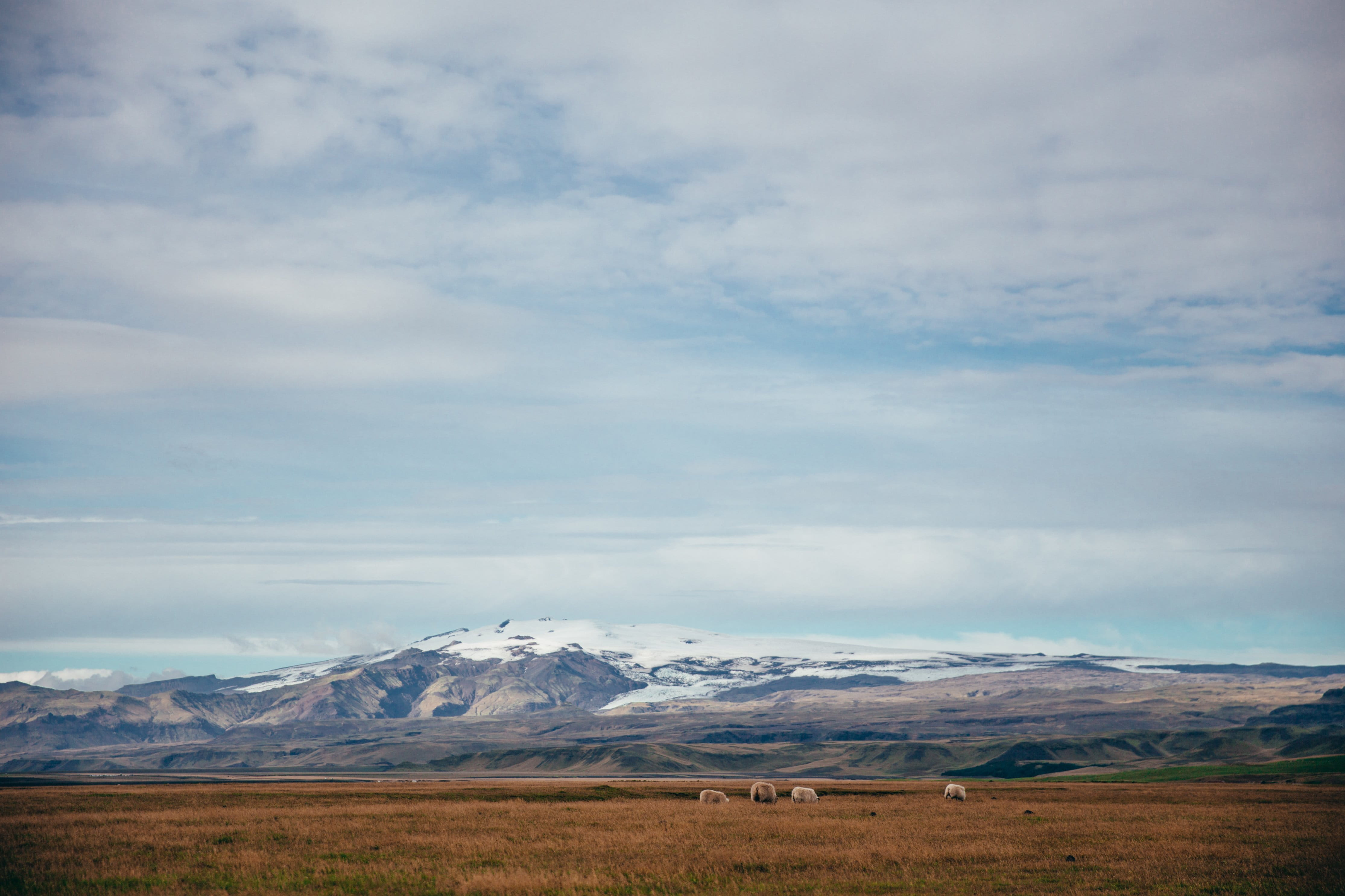 amp, beauty in nature, mountain range, scenics - nature, near, cloud - sky, Hill, Backgrounds, winter, Earth, Farm, tranquility, photo, non-urban scene, HD Wallpaper