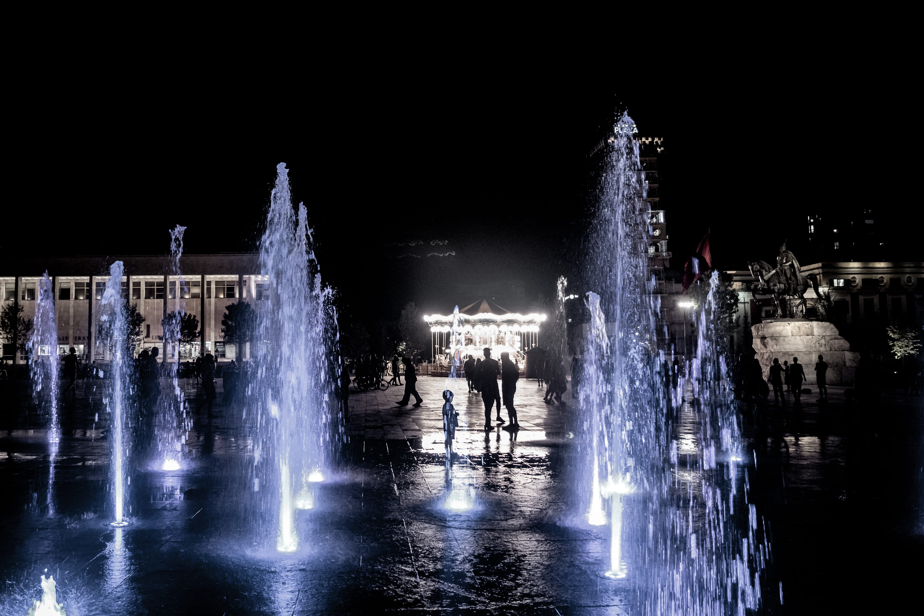 silhouettes, albania, skanderbeg, illuminated, blurred motion, lights, travel destinations, enjoy, people, tourism, elcarito, background, outdoors, architecture, HD Wallpaper