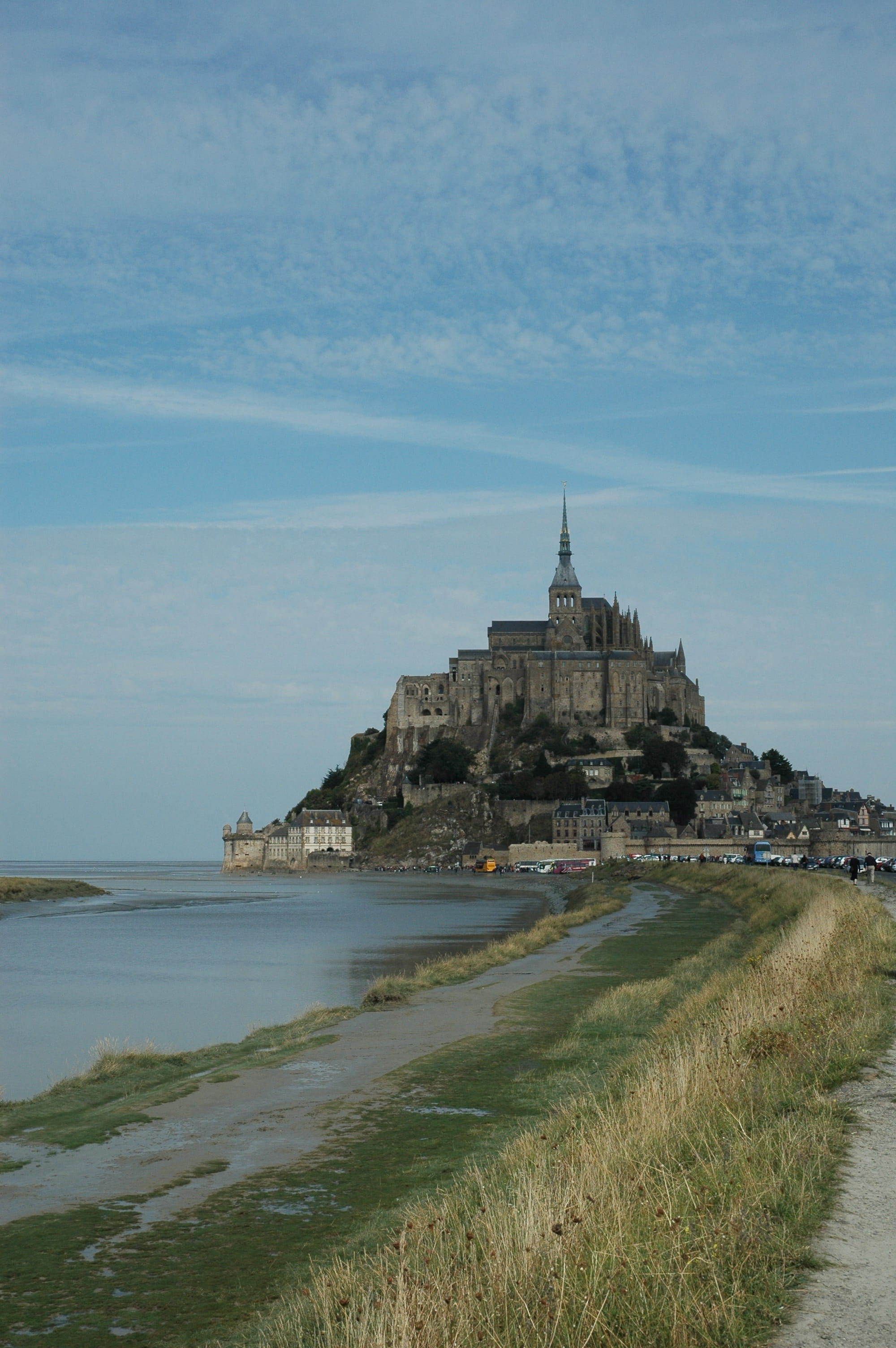 bretagne, panorama, no people, Island, brittany, building, architecture, grass, Mont St Michel, landmark, travel destinations, history, travel, france, Phone HD Wallpaper