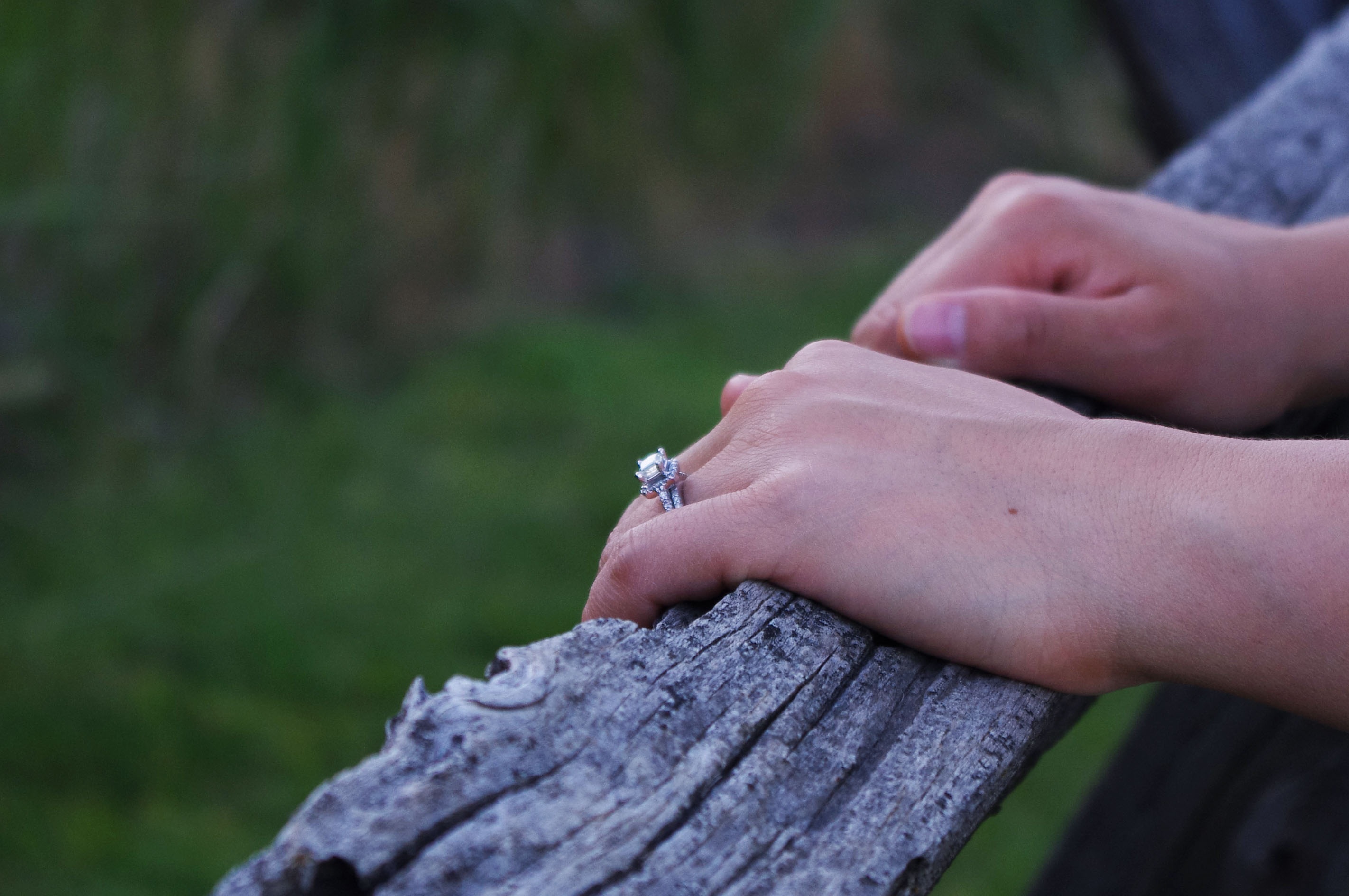 wedding, real people, close-up, ring, young, pretty, lifestyle, female, relationship, women, human body part, hand, happiness, beautiful, love, white, married, HD Wallpaper