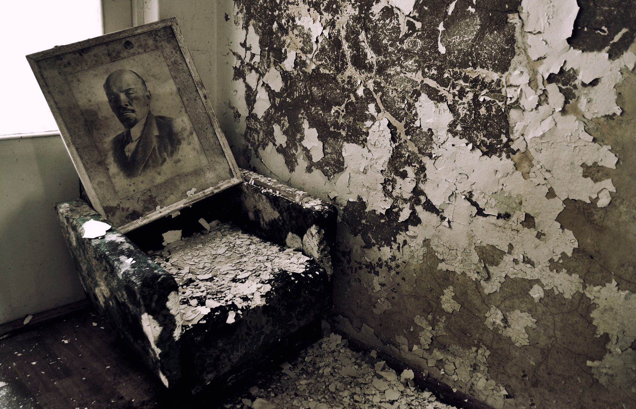 the room, 1080P, portrait, ashes, Lenin, abandonment, HD Wallpaper