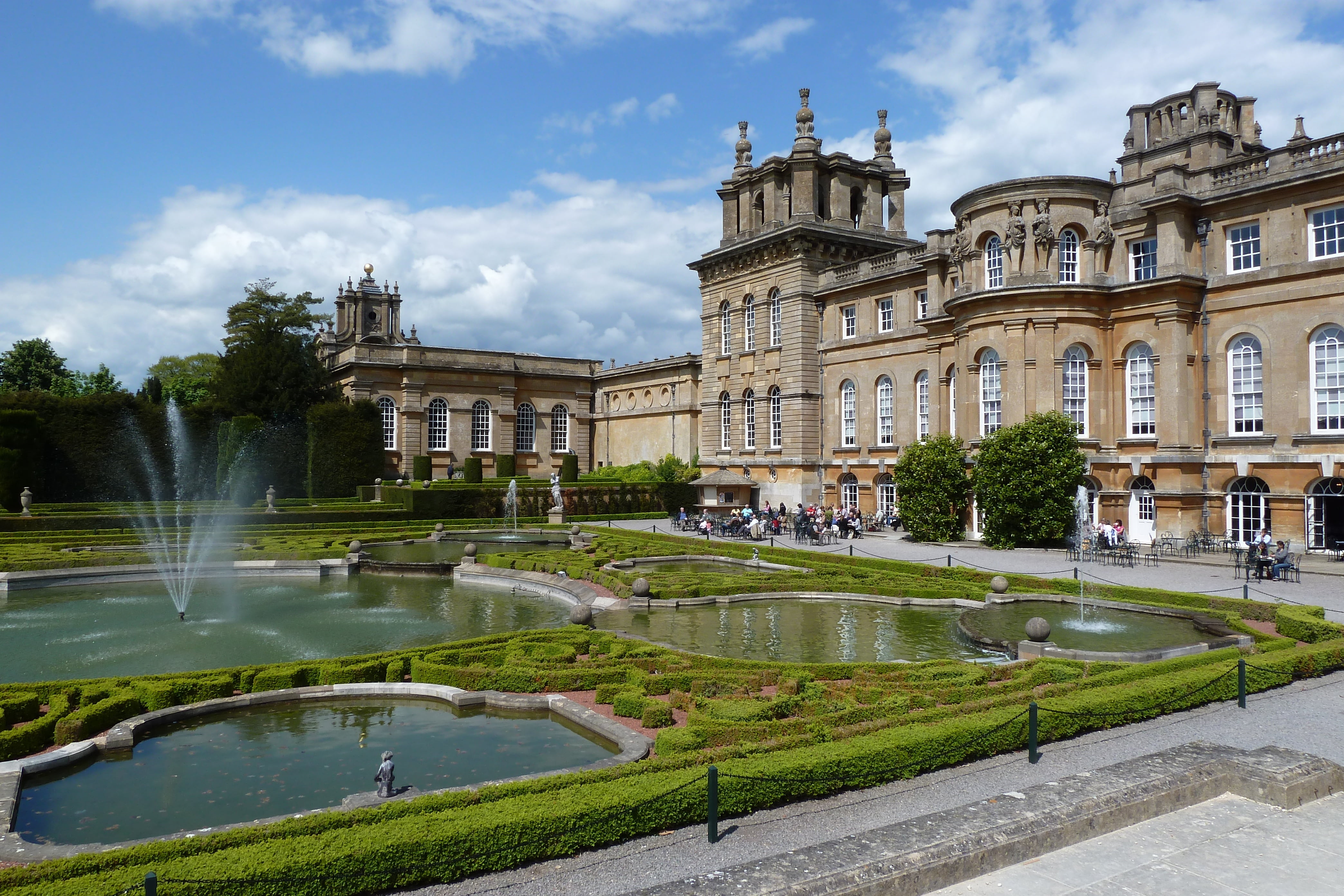 blenheim palace, england, oxfordshire, sky, churchill, famous Place, ornamental garden, fountain, 4K, architecture, building, nature, plant, tourism, travel, HD Wallpaper
