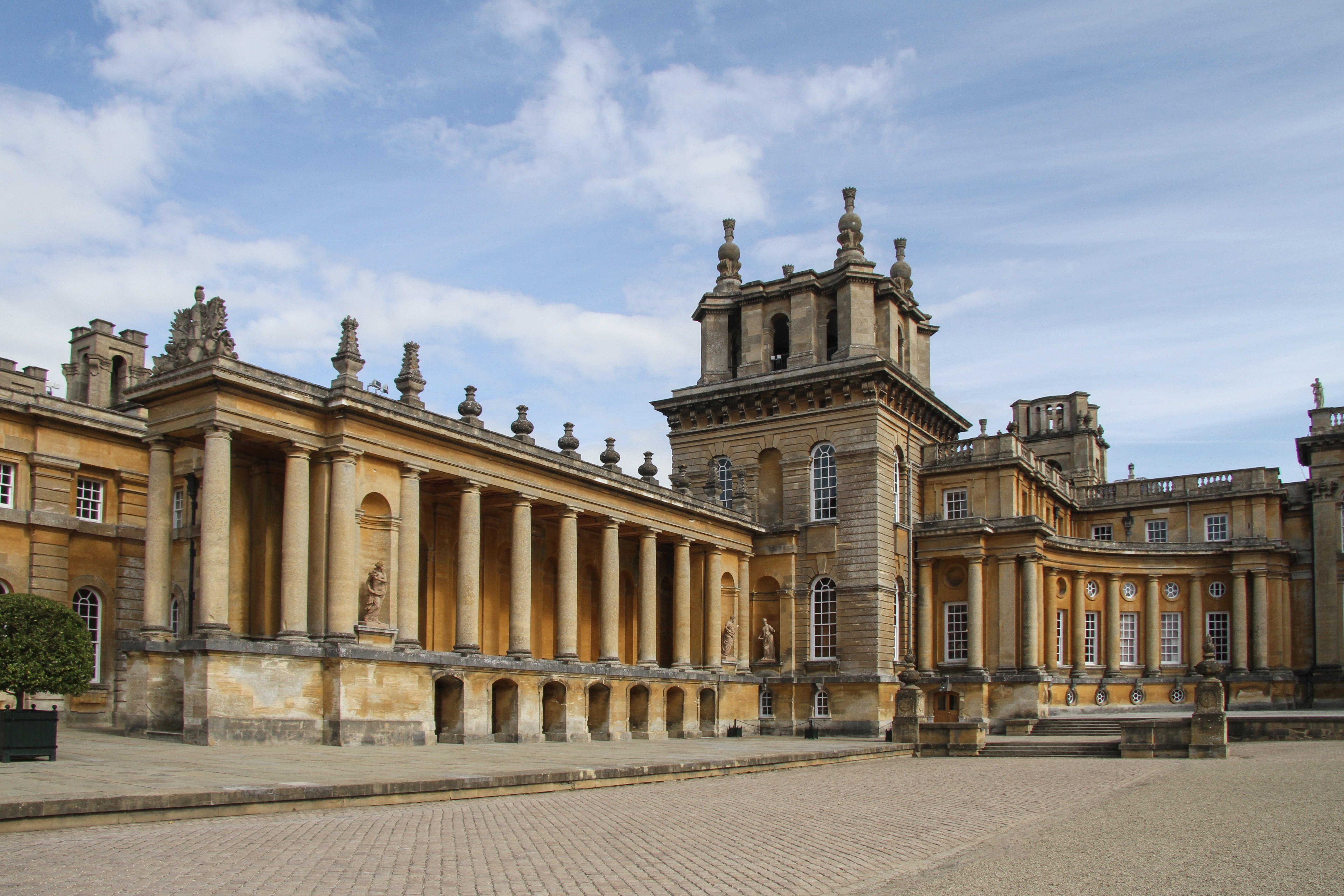 no people, day, travel, duke of marlborough, building, castle, jamie spencer-churchill, outdoors, woodstock, history, england, built structure, city, architectural column, HD Wallpaper