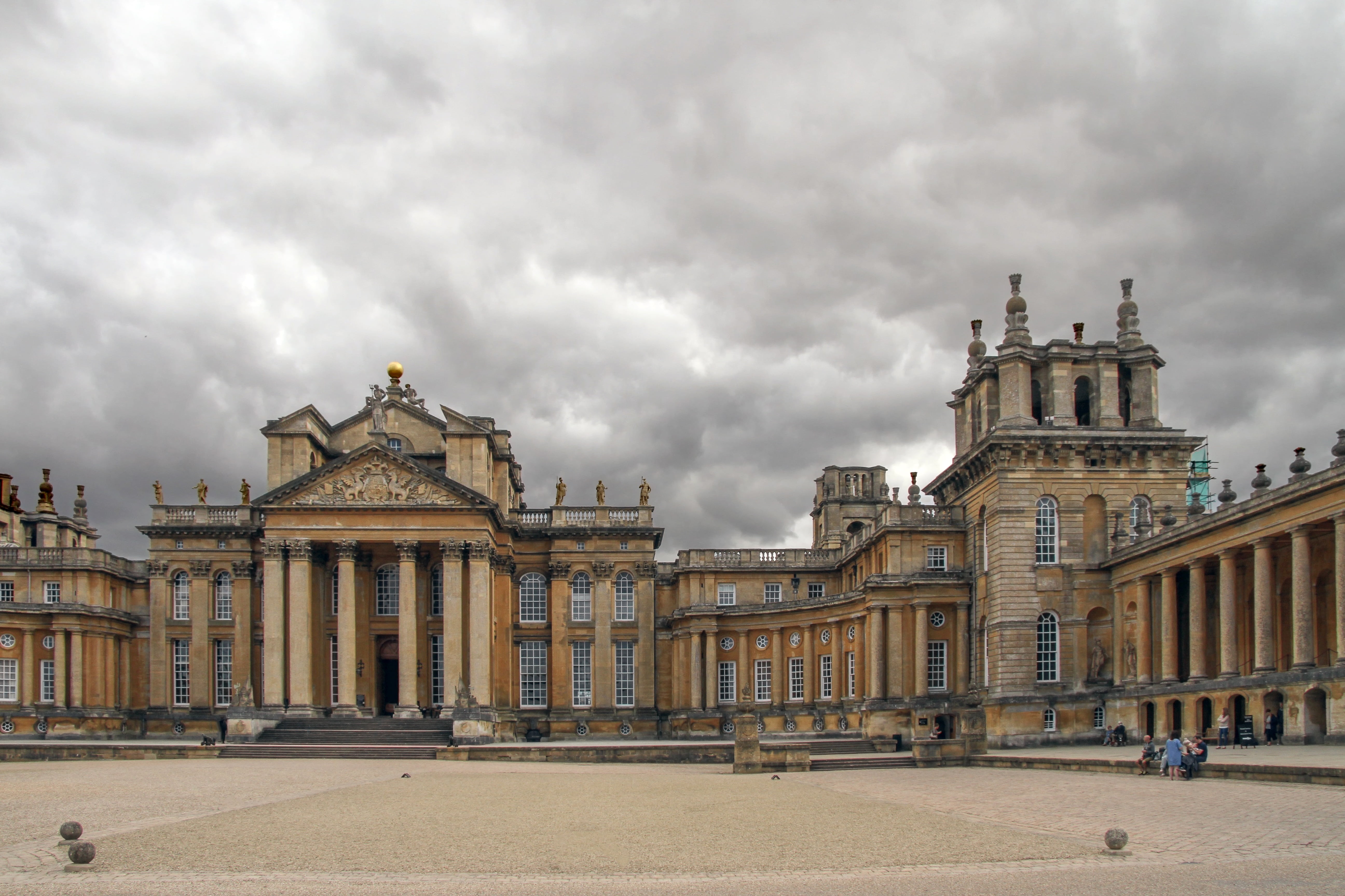 overcast, building, duke of marlborough, travel destinations, jamie spencer-churchill, built structure, sky, treasure houses, woodstock, history, castle, HD Wallpaper