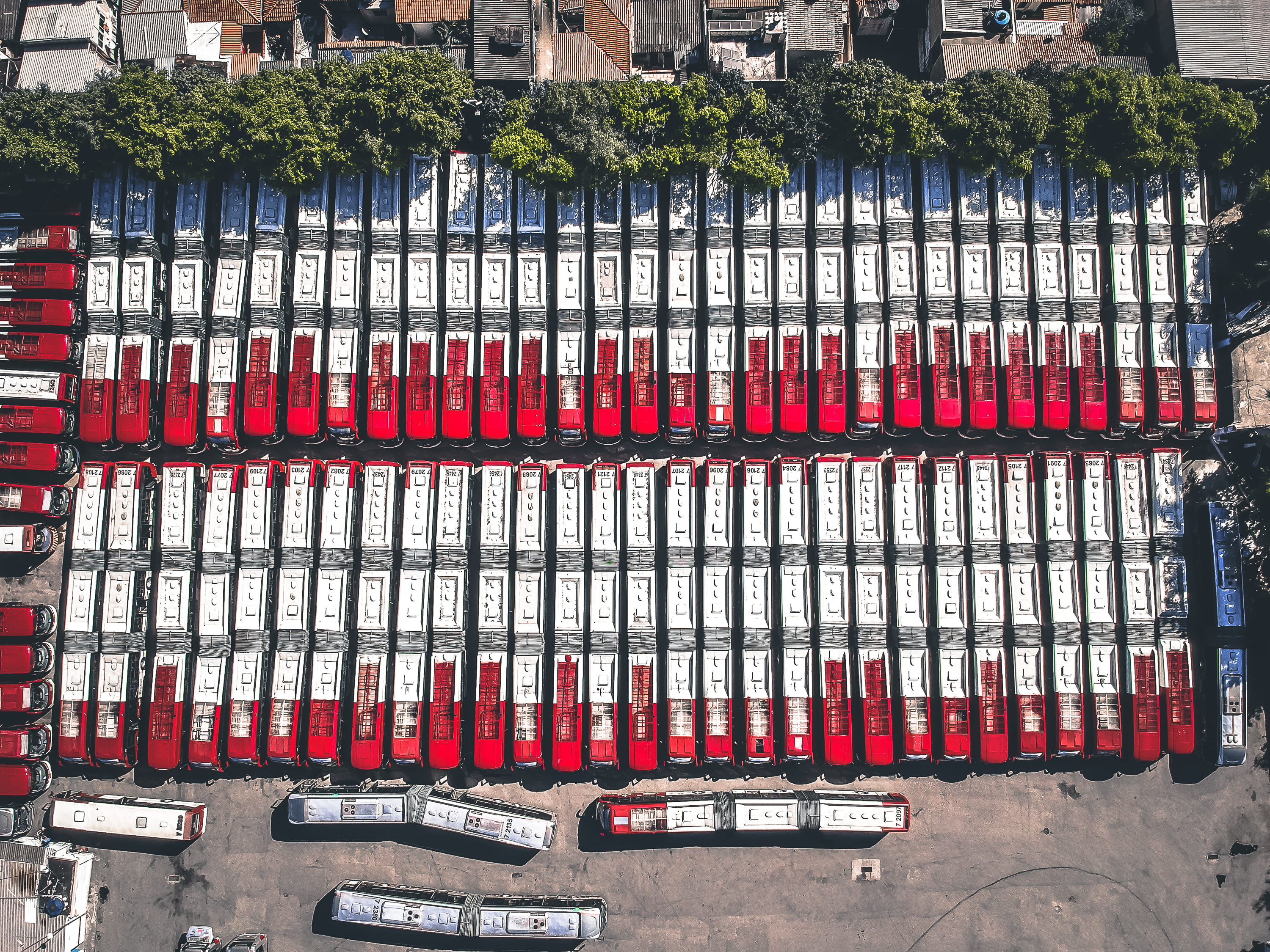 mode of transportation, rua amadeu simei - 12 - vila prel, side by side, large group of objects, transportation, construction industry, car, vehicles, architecture, HD Wallpaper