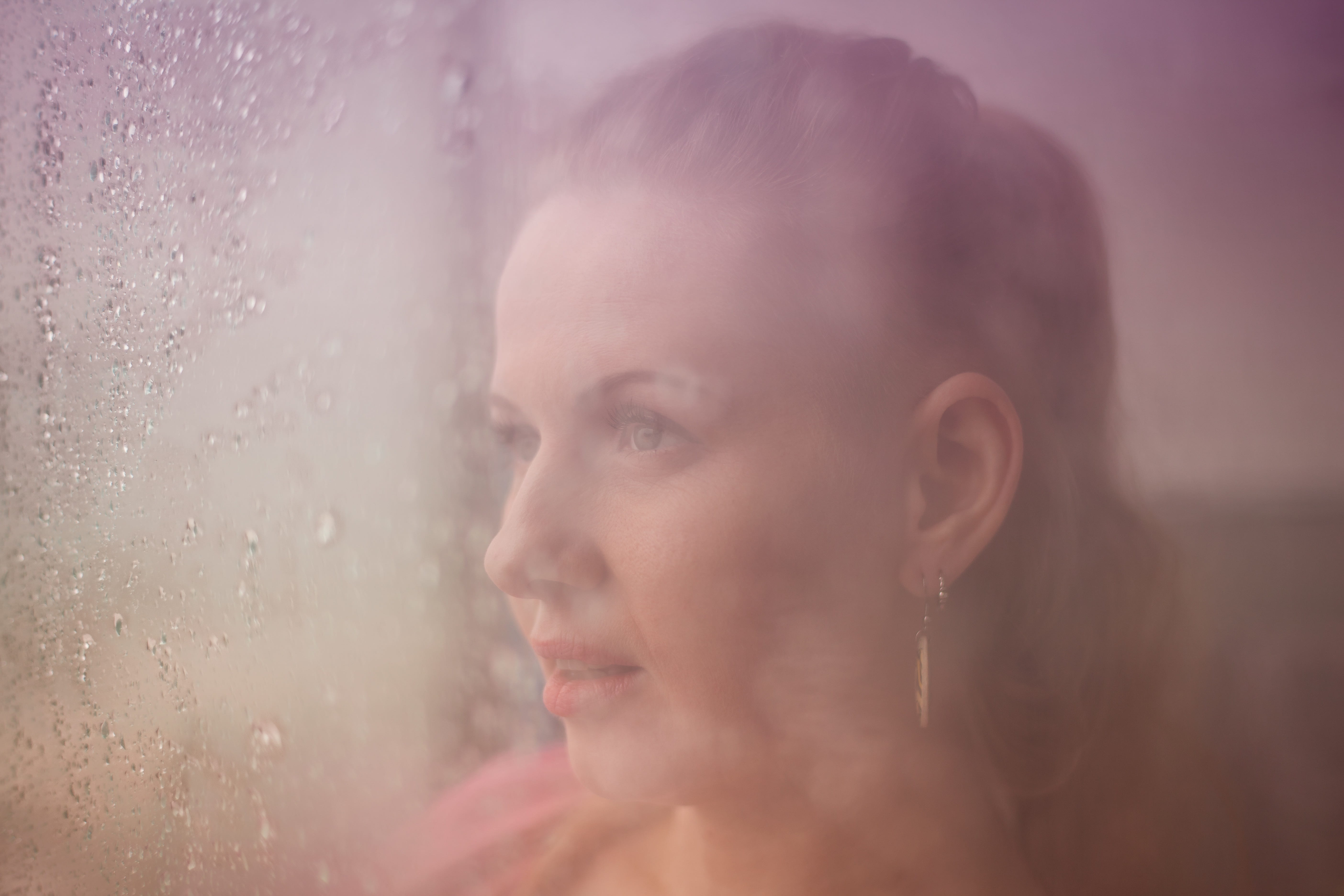 5K, confident, beauty, headshot, mood, one person, beautiful girl, adult, thinking, looking, portrait, fog, facial features, wet, portrait of a girl, drama, HD Wallpaper