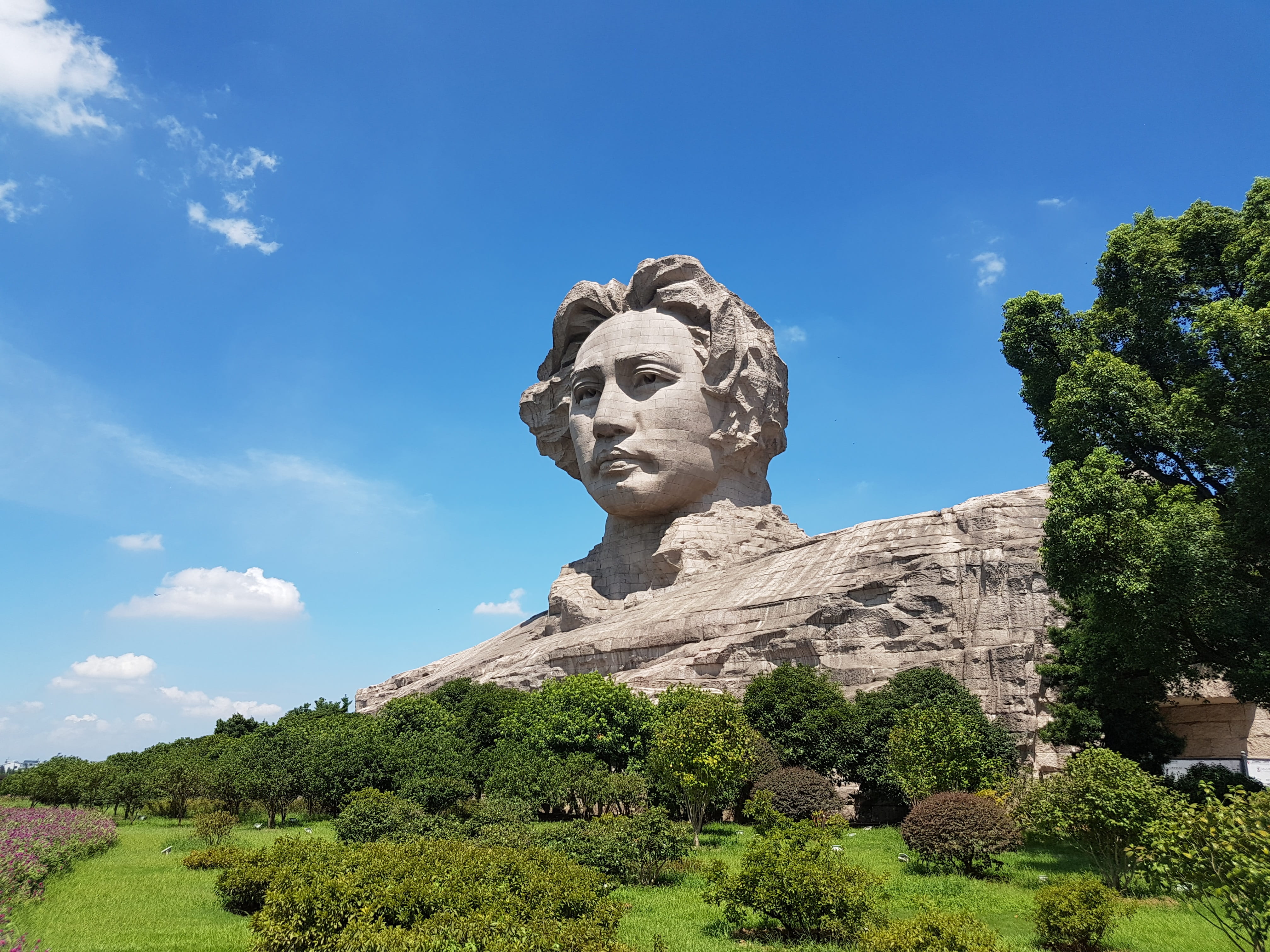 representation, statue, plant, monument, cloud - sky, tree, sunlight, no people, giant eye, male likeness, day, human representation, sky, Orange Isle, HD Wallpaper