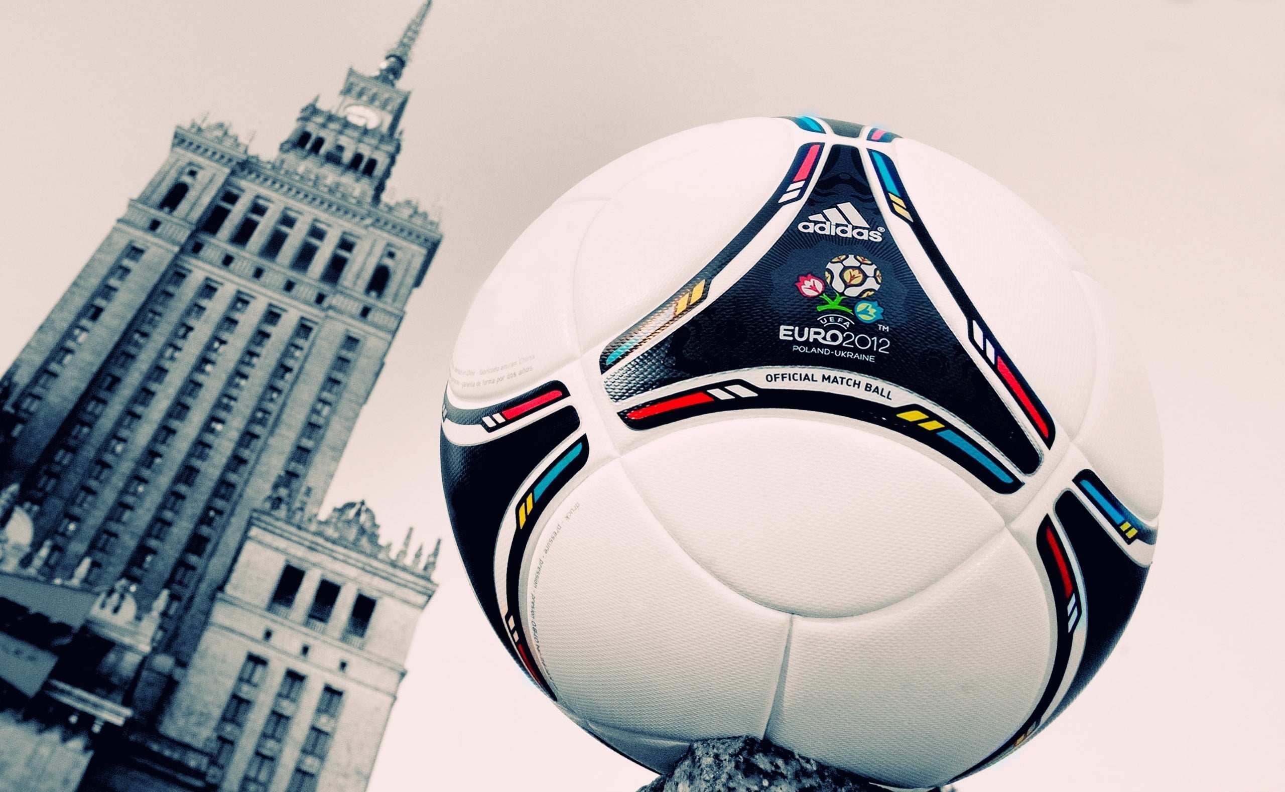 Stalin skyscraper, skyscraper, Poland, nature, outdoors, high-rise building, no people, focus on foreground, tower, euro 2012, clear sky, Tango 12, architecture, HD Wallpaper