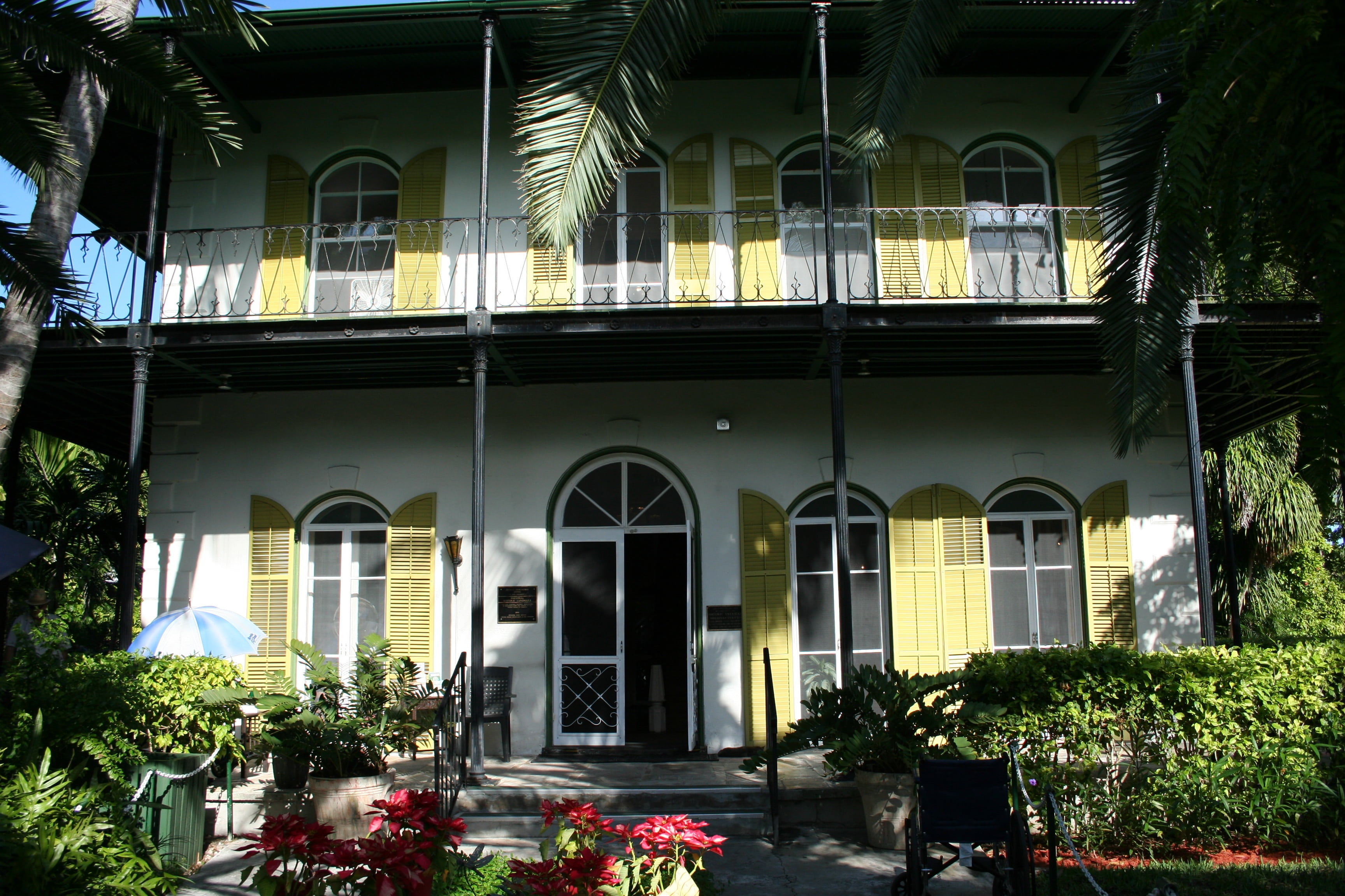 nature, vacation, flower, building Exterior, building, flowering plant, tree, window, architecture, outdoors, plant, key west, 2K, potted plant, city, HD Wallpaper