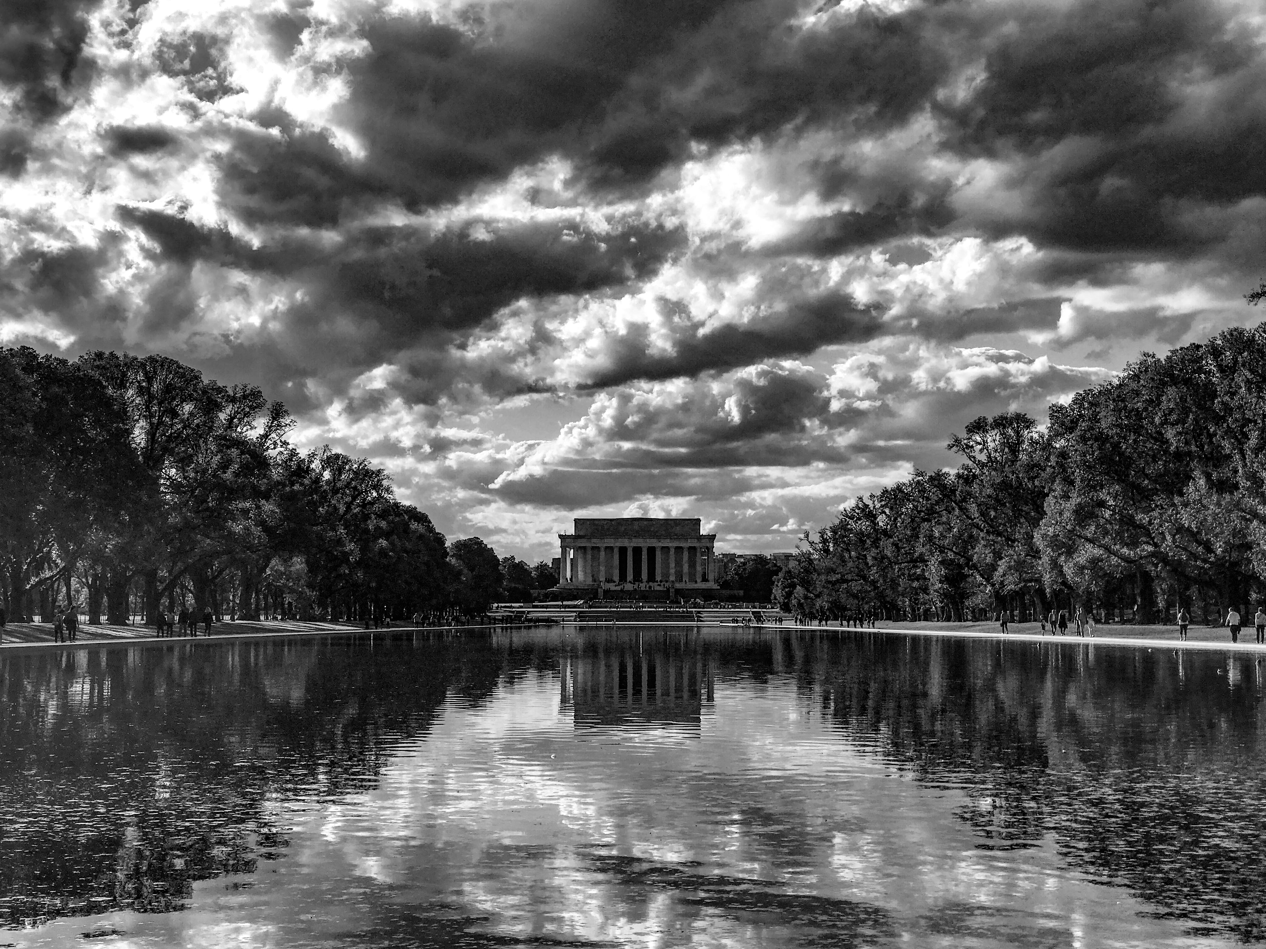 trees, no people, tree, abraham lincoln, cloudy sky, patriotism, architecture, reflection, sky, building exterior, tranquility, patriot, clouds, lincoln memorial circle northwest, HD Wallpaper