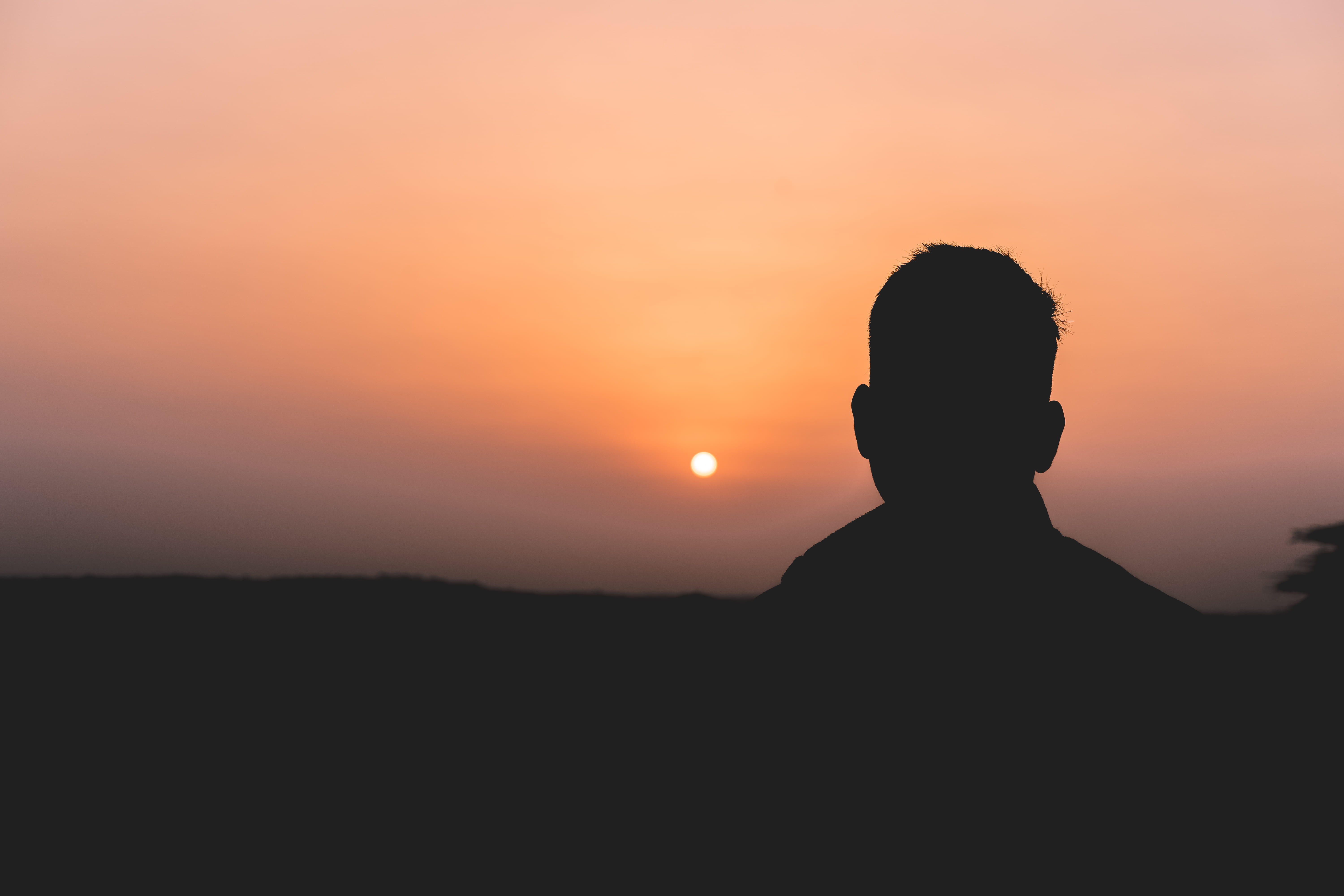 nature, dawn, 5K, sky, real people, sun, people, idyllic, headshot, silhouette, orange color, martial arts, sunlight, red sky, tai chi, men, photography, HD Wallpaper