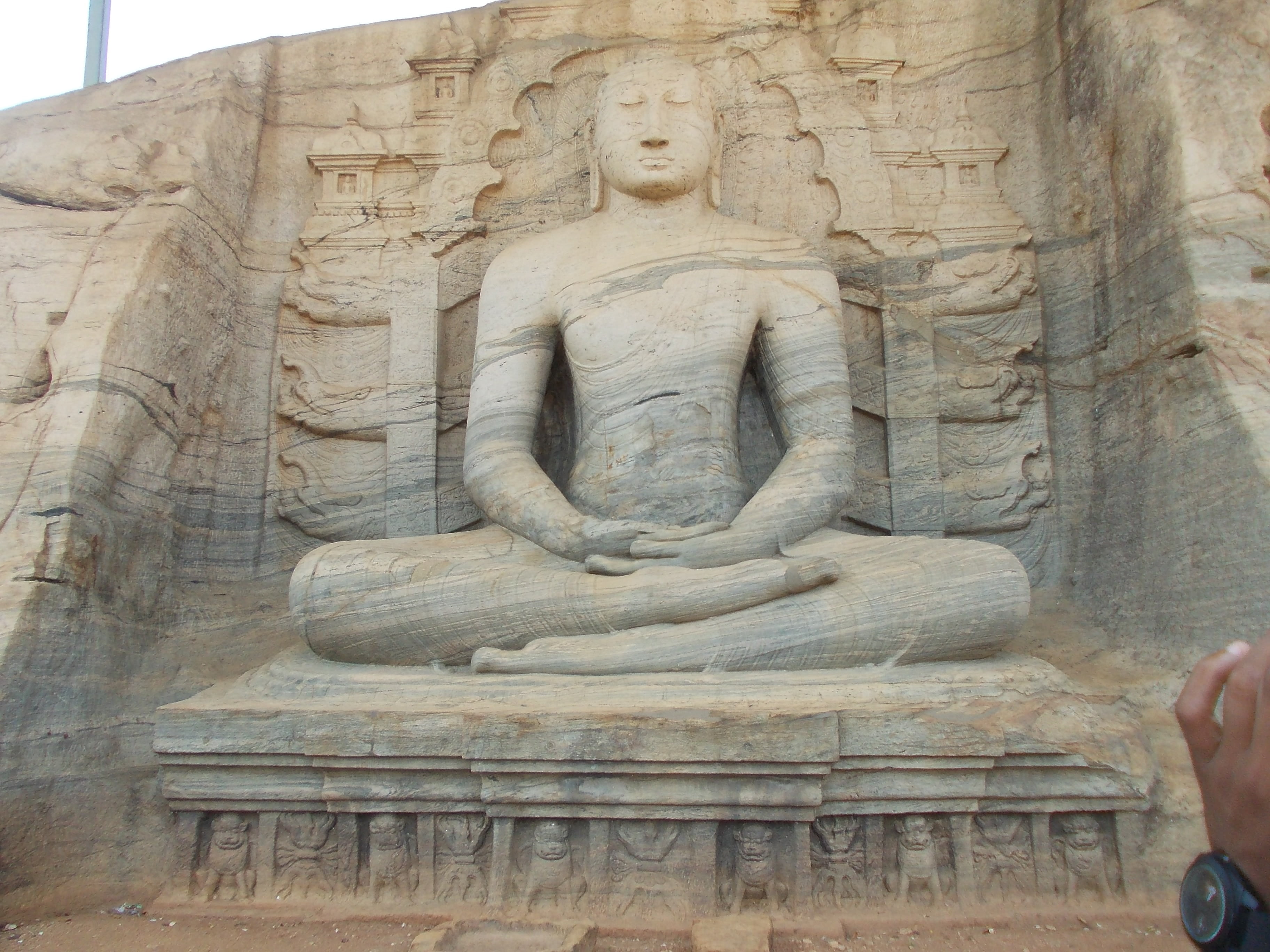 creativity, bas relief, history, spirituality, temple, sculpture, carving, buddhist temple, travel, built structure, stones, craft, ruins, religion, architecture, HD Wallpaper
