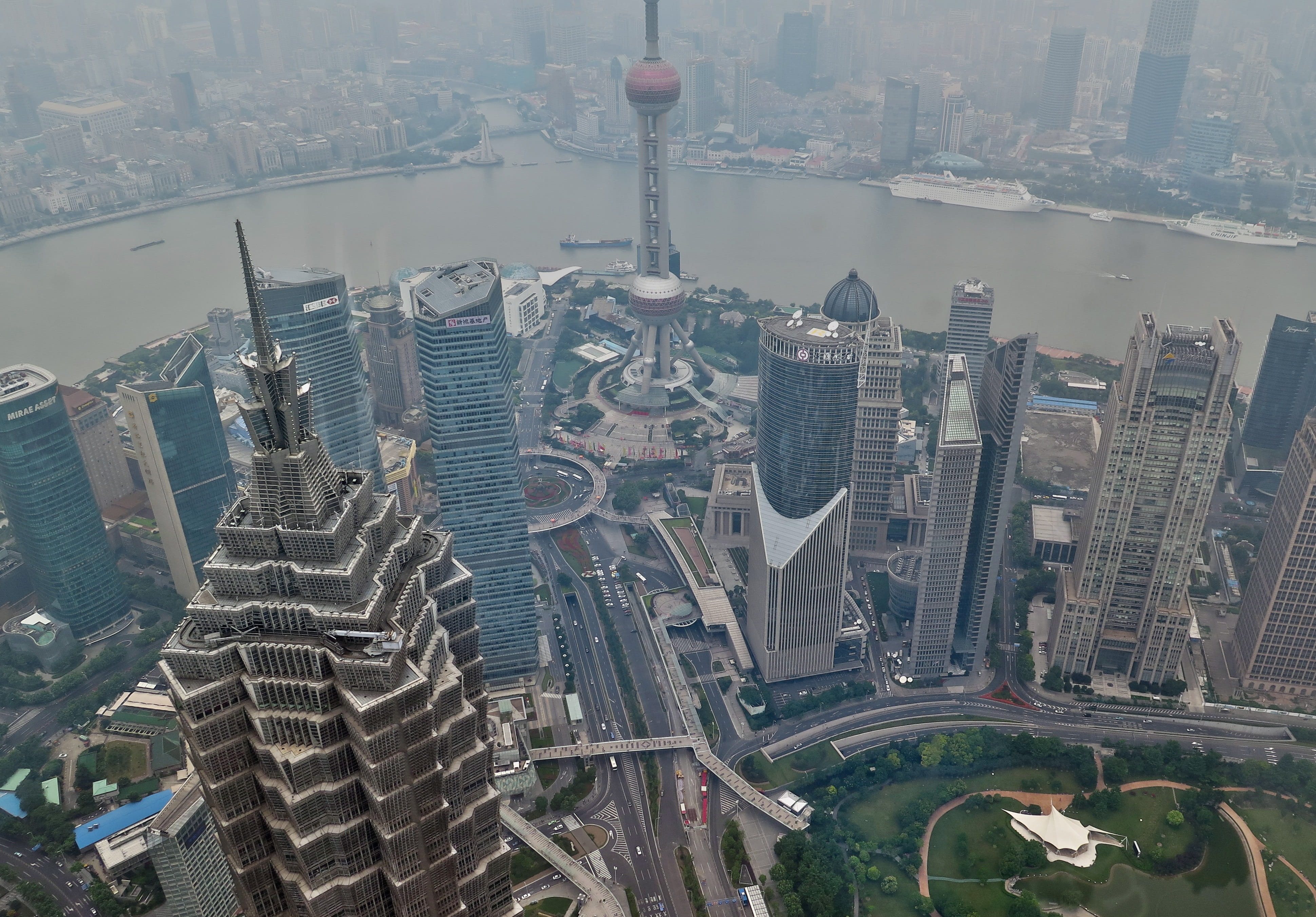 pudong, architecture, residential district, China, tv tower, skyscrapers, tall - high, travel destinations, crowd, travel, aerial view, Shanghai, Skyscraper, HD Wallpaper