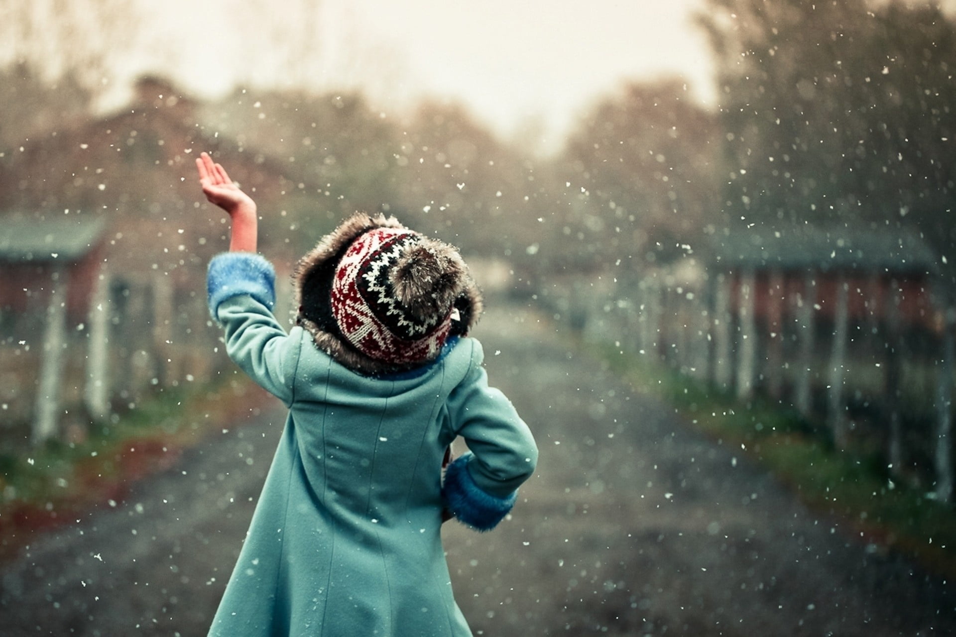 park - Man Made Space, males, enjoyment, person, action, innocence, joy, cheerful, limb, waist up, green, offspring, day, snowing, fun, girls, snow, beautiful, HD Wallpaper