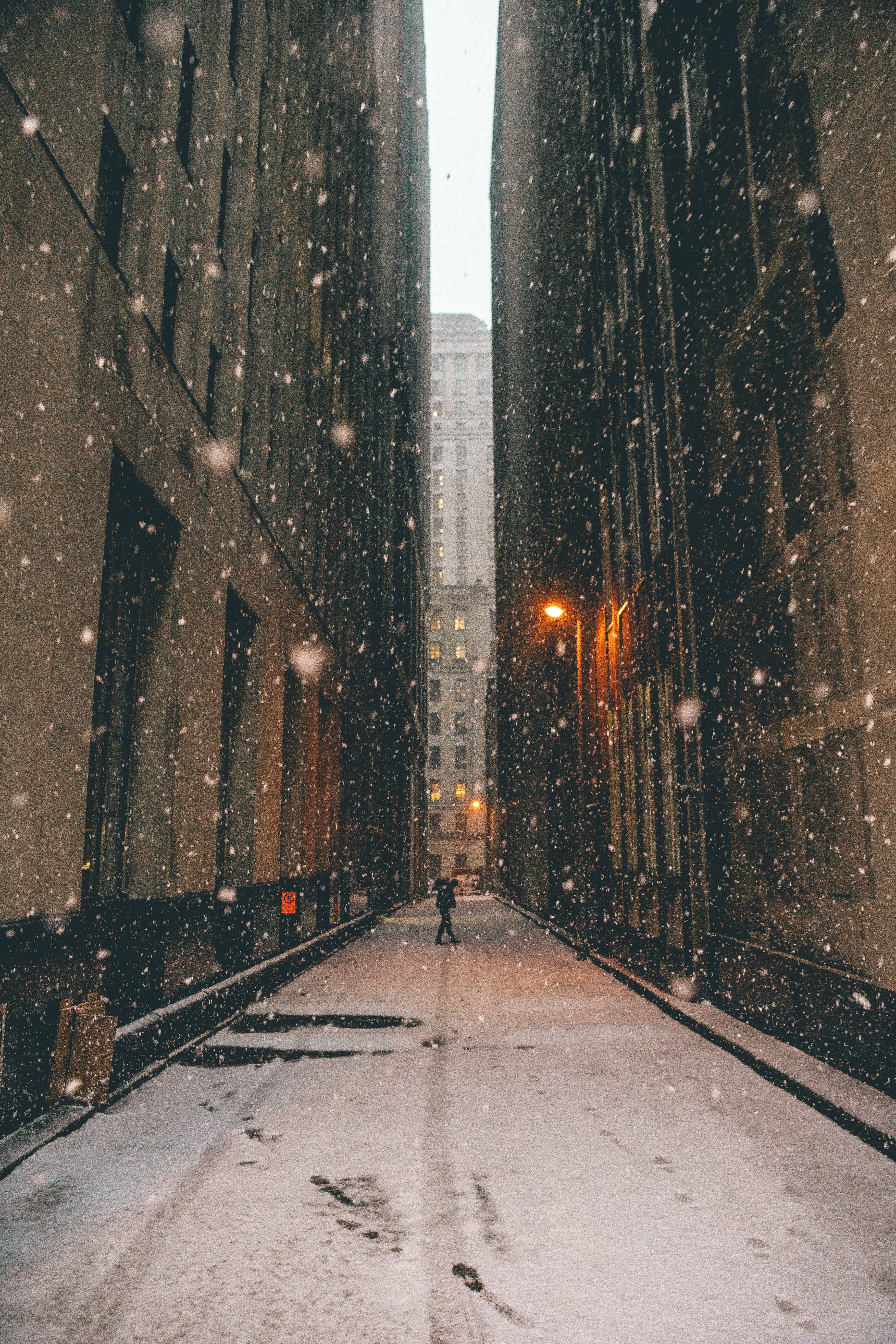downtown, walking, office building exterior, glow, cold temperature, buildings, walk, nature, track, movie, building exterior, wet, snow, tracks, road, Phone HD Wallpaper