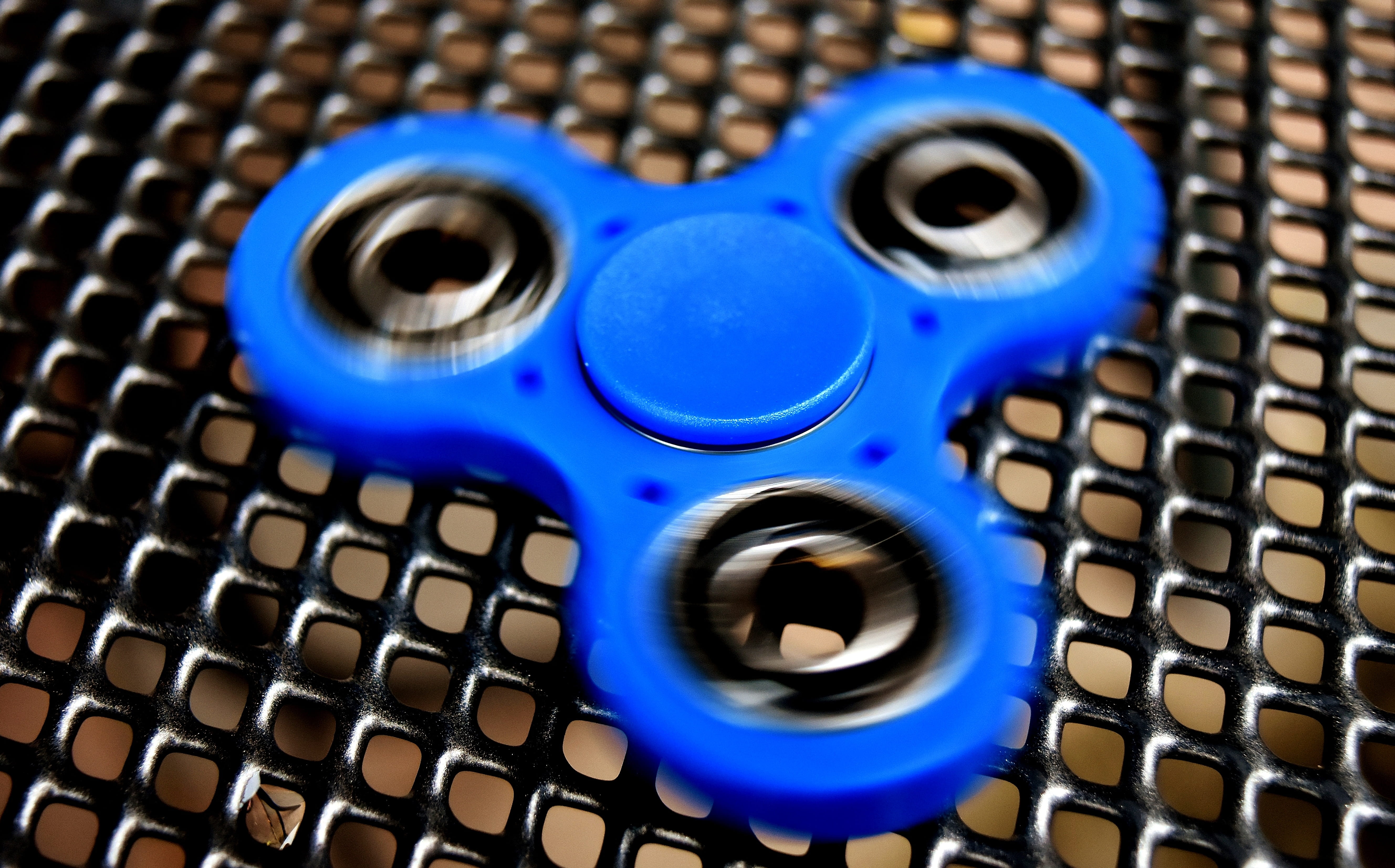 two objects, security, keyboard, fidget spinner, blue, trend, looking at camera, arts culture and entertainment, turn, fun, headphones, computer keyboard, HD Wallpaper