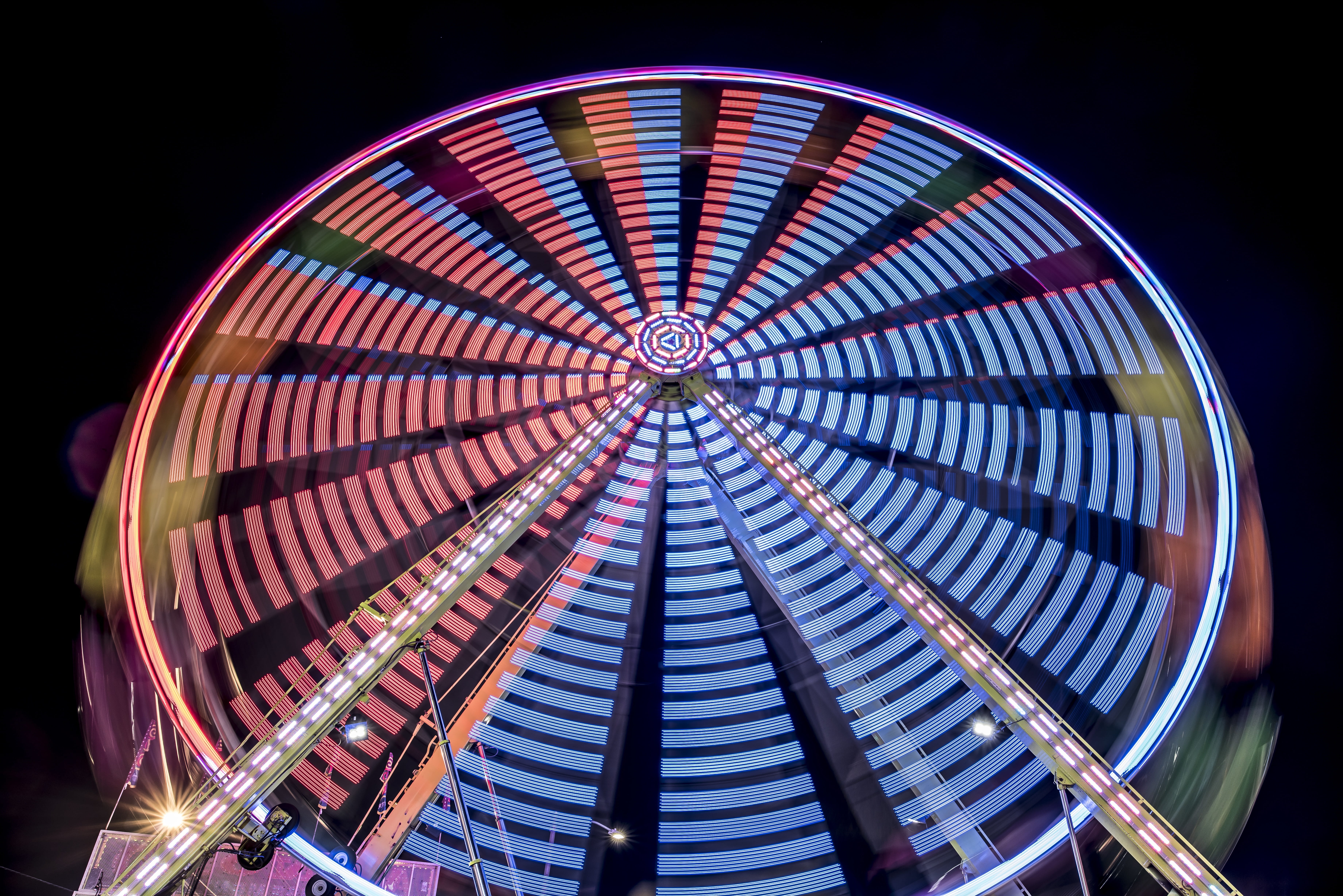 no people, architecture, built structure, speed, amusement park, circle, illuminated, night, colorful, spinning, fun, arts culture and entertainment, pattern, HD Wallpaper