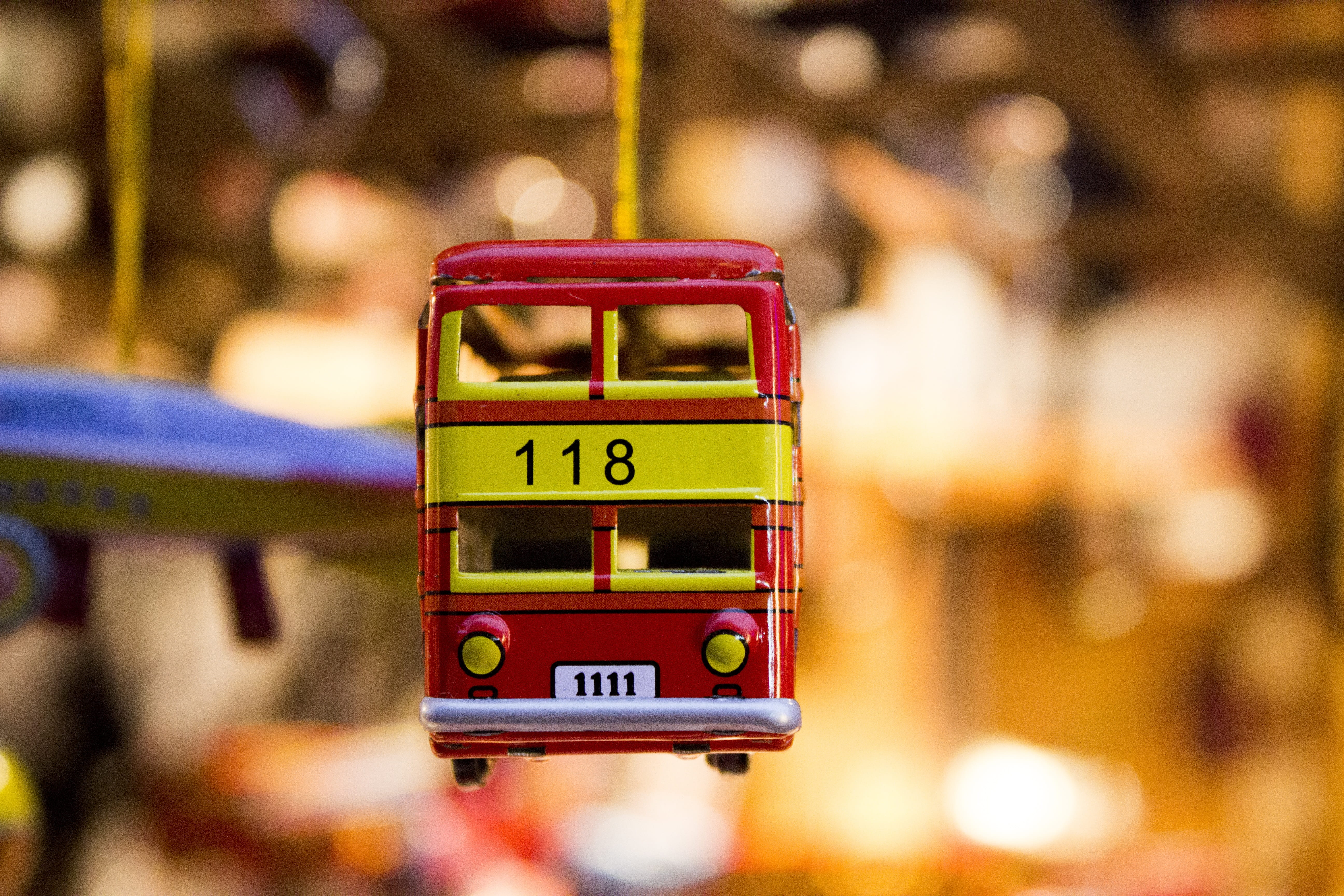 supermarket, ornament, retail, object, double, no people, red, decoration, toy, hanging, western script, tin car, decor, number, medium group of objects, HD Wallpaper