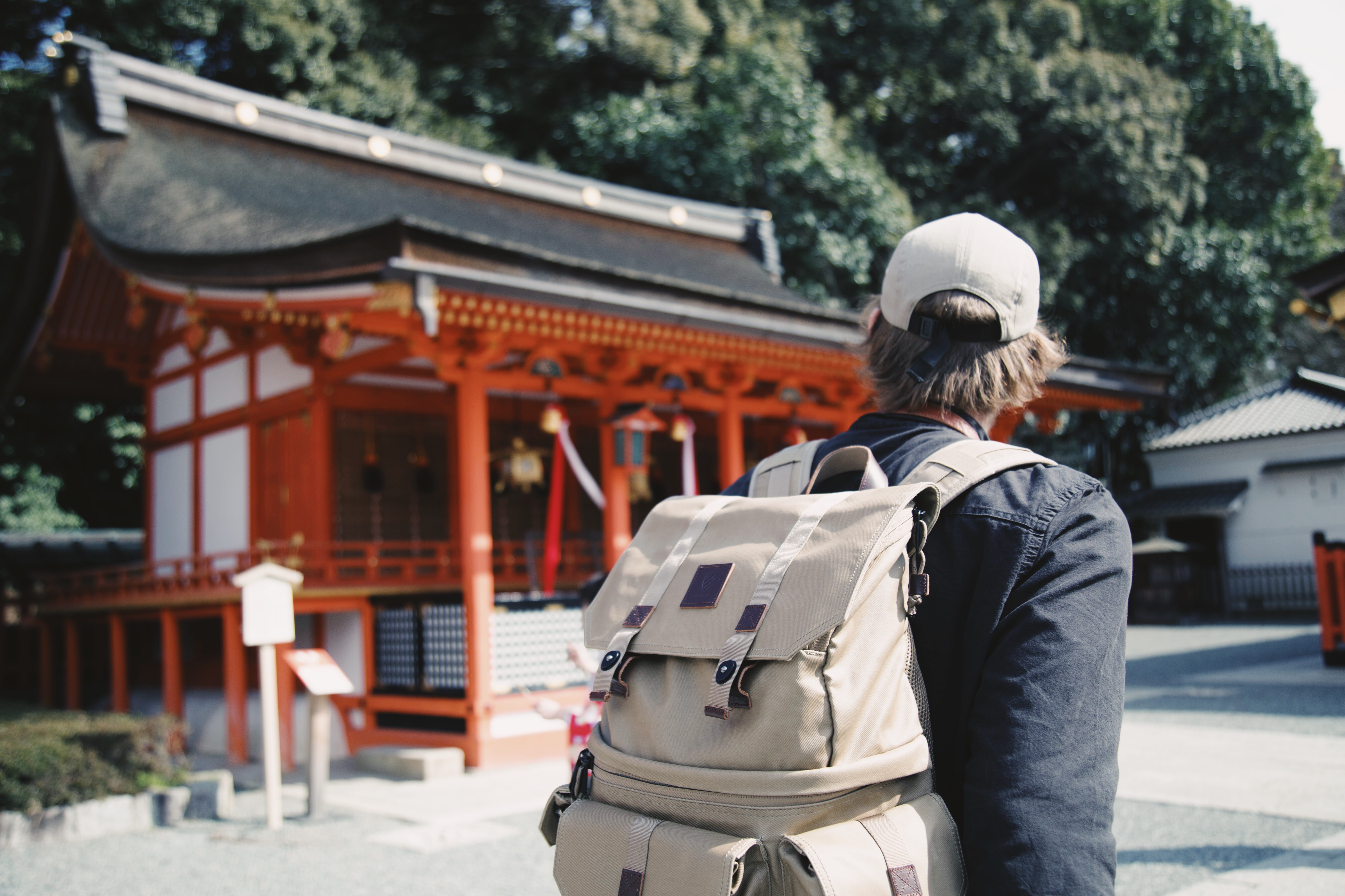 standing, building, top, nature, structure, day, traveling, 5K, carrying, near, man, explore, uniform, shrine, built structure, langly, architecture, real people, HD Wallpaper