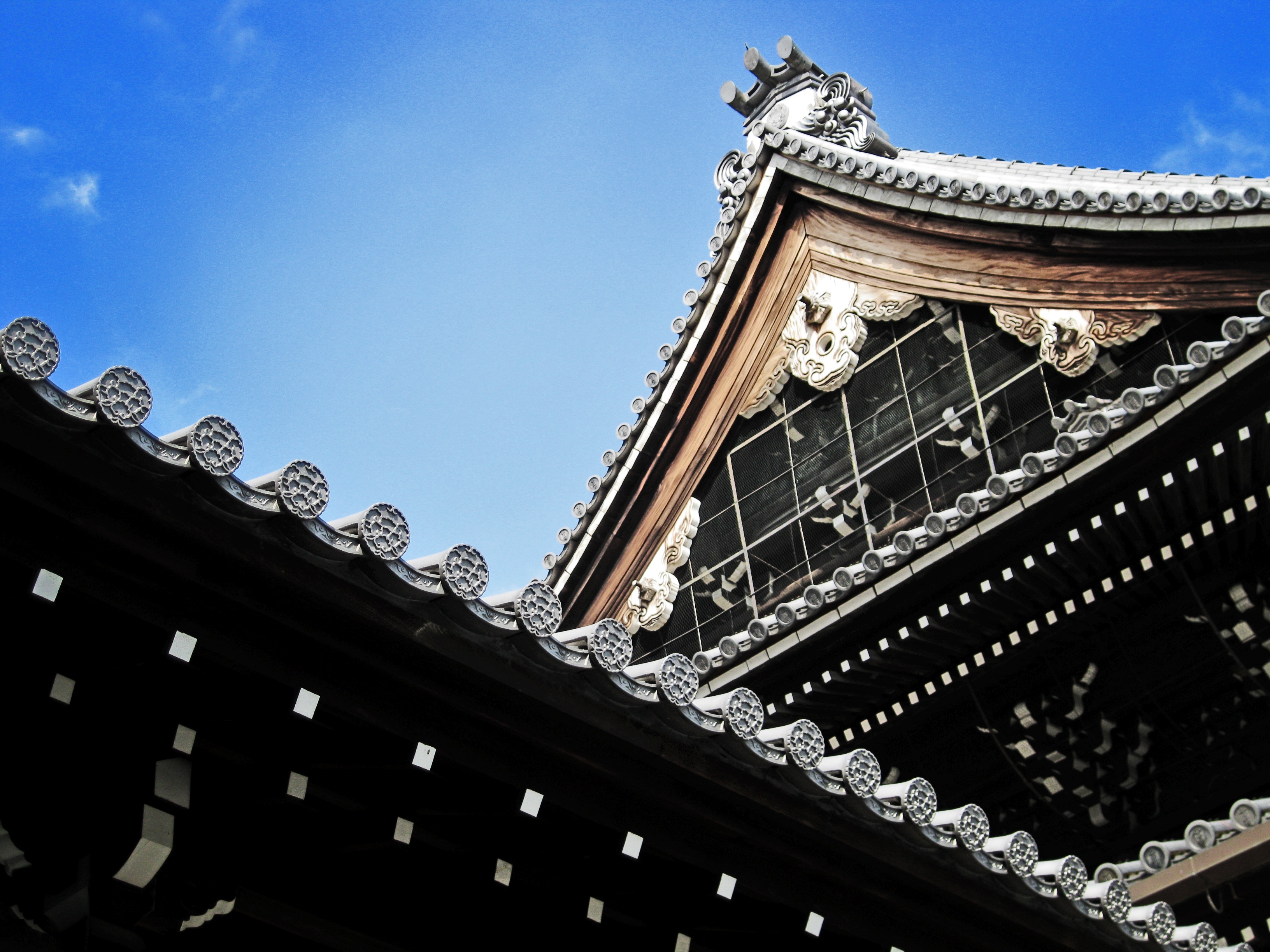 outdoors, shrine, spirituality, belief, ancient, nature, the past, roof, low angle view, built structure, building exterior, ornate, place of worship, travel, HD Wallpaper