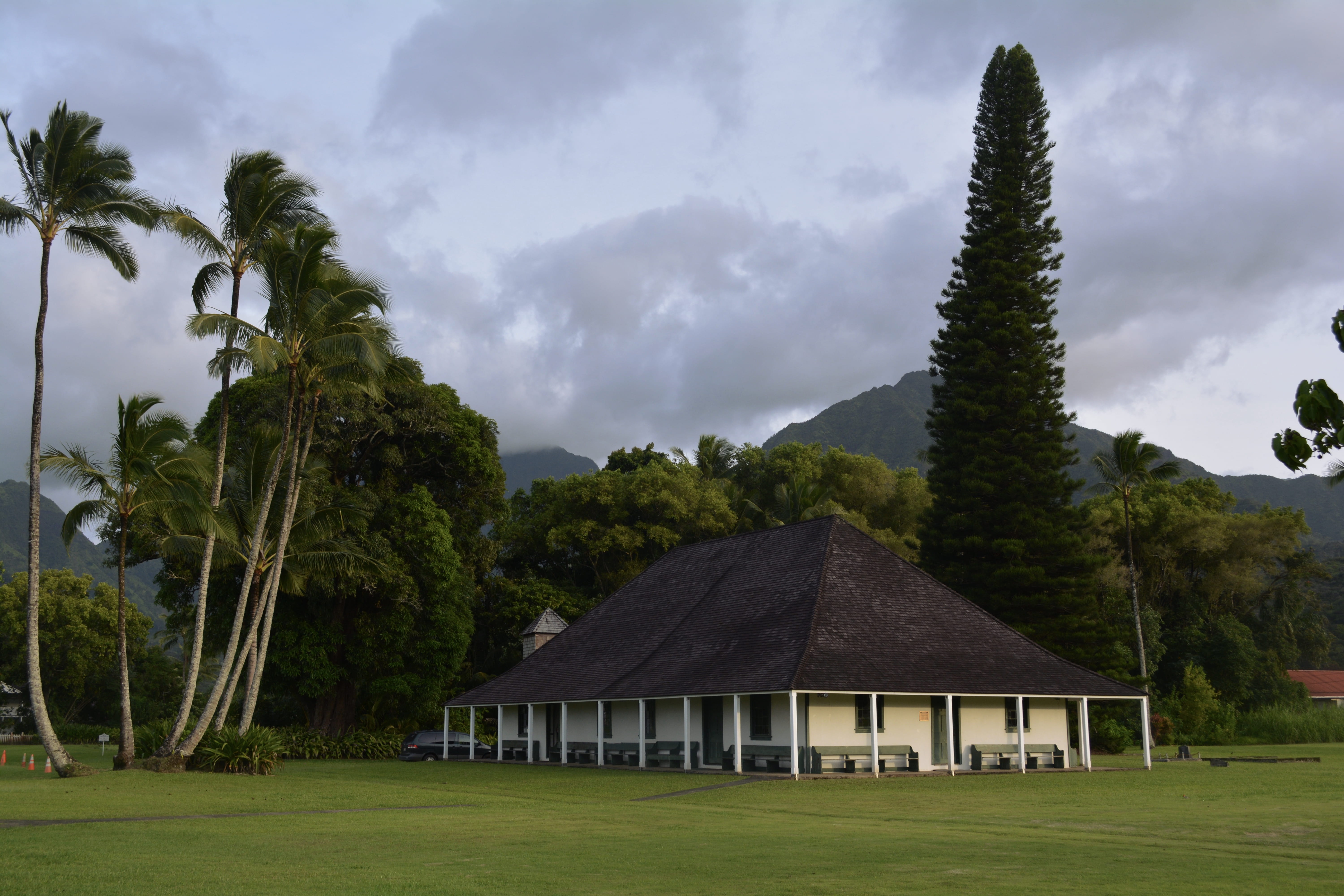 church, cottage, sky, grass, cloud - sky, field, united states, background, computer, no people, hawaii, environment, nature, building, happy, building exterior, HD Wallpaper