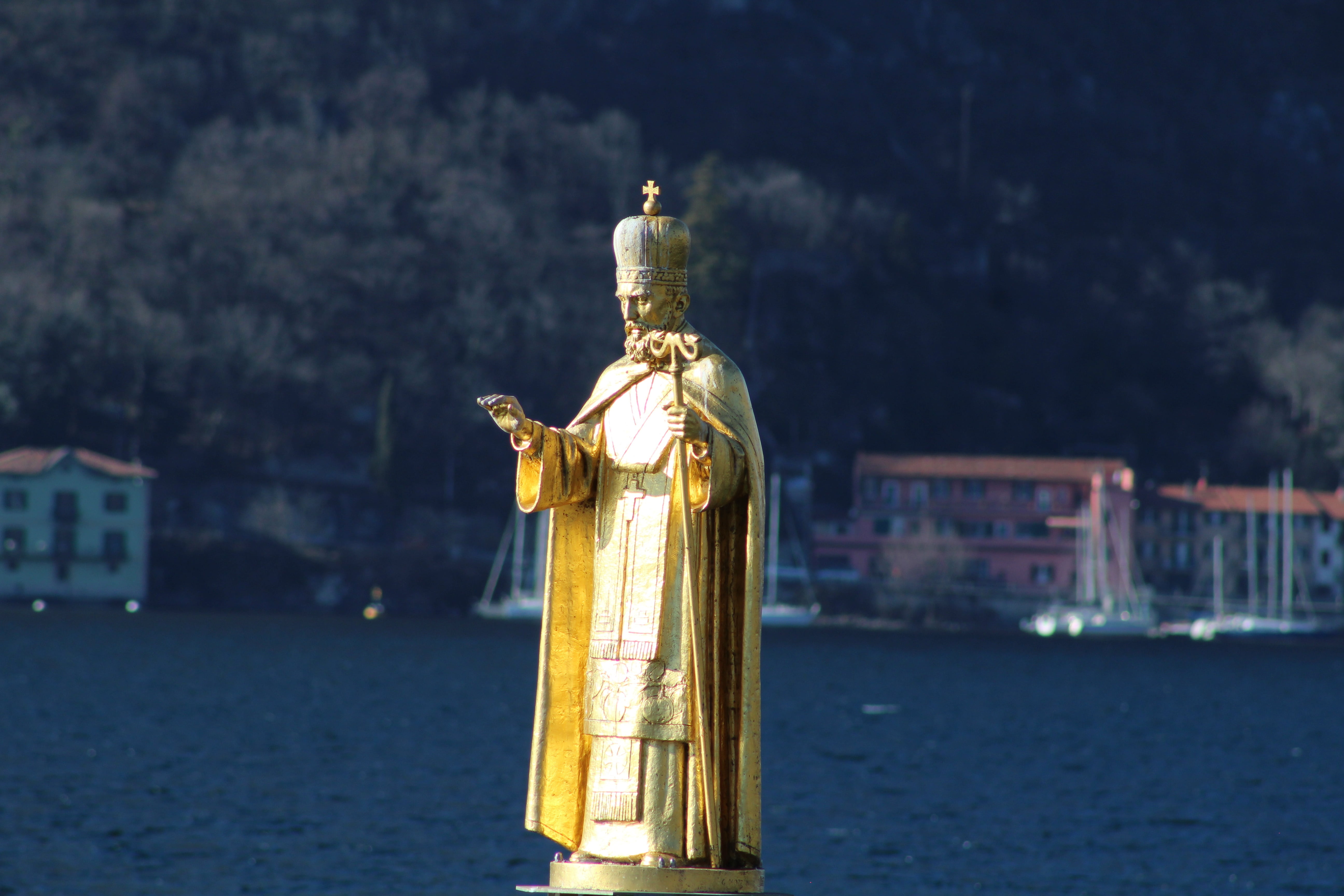 yellow, lombardy, religion, water, architecture, craft, gold colored, representation, statue, male likeness, statue san nicola, art and craft, belief, creativity, HD Wallpaper