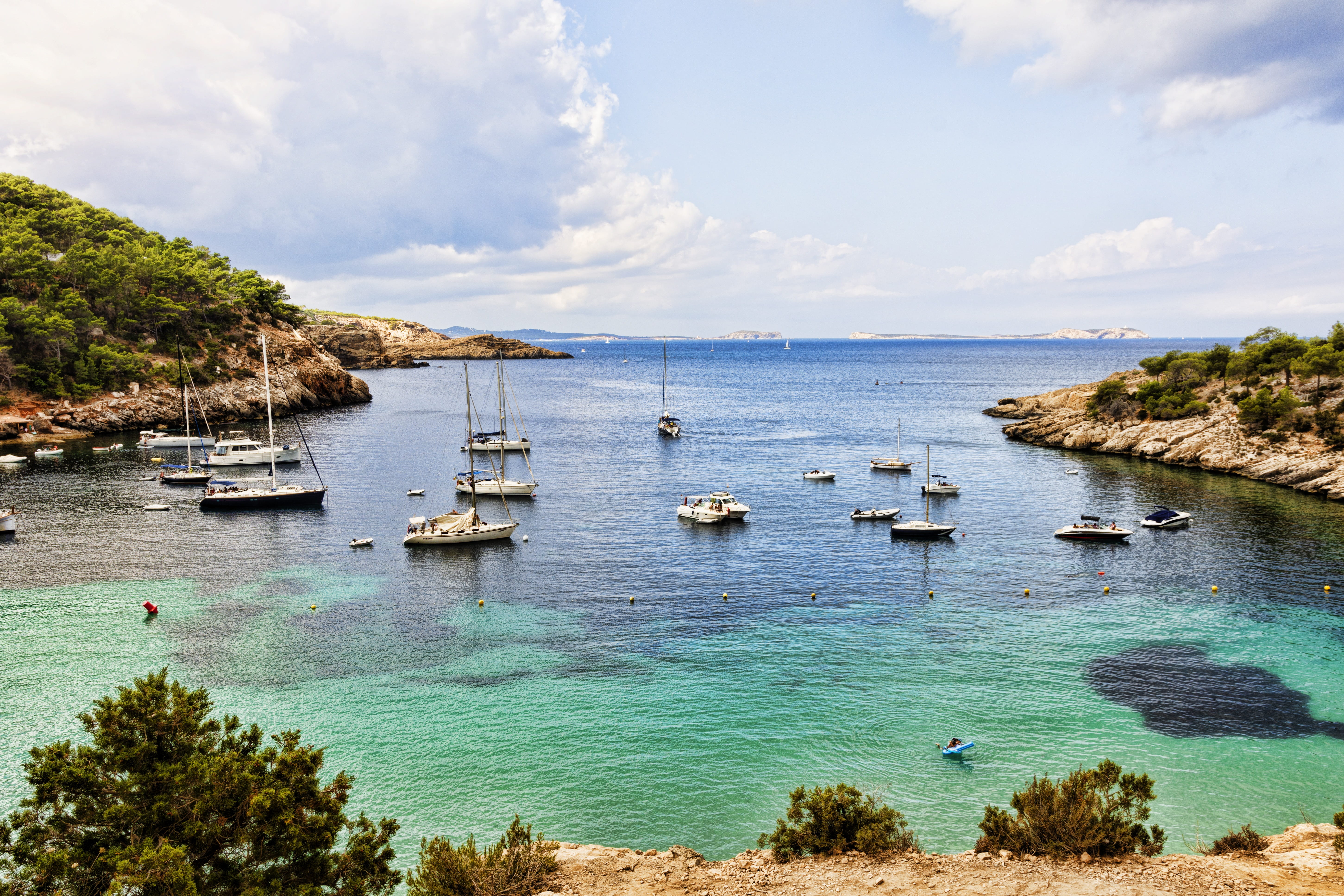 europe, tranquility, mode of transportation, nautical vessel, yacht, island, holiday, plant, beauty in nature, edward samamé, sky, 5K, no people, horizon, HD Wallpaper