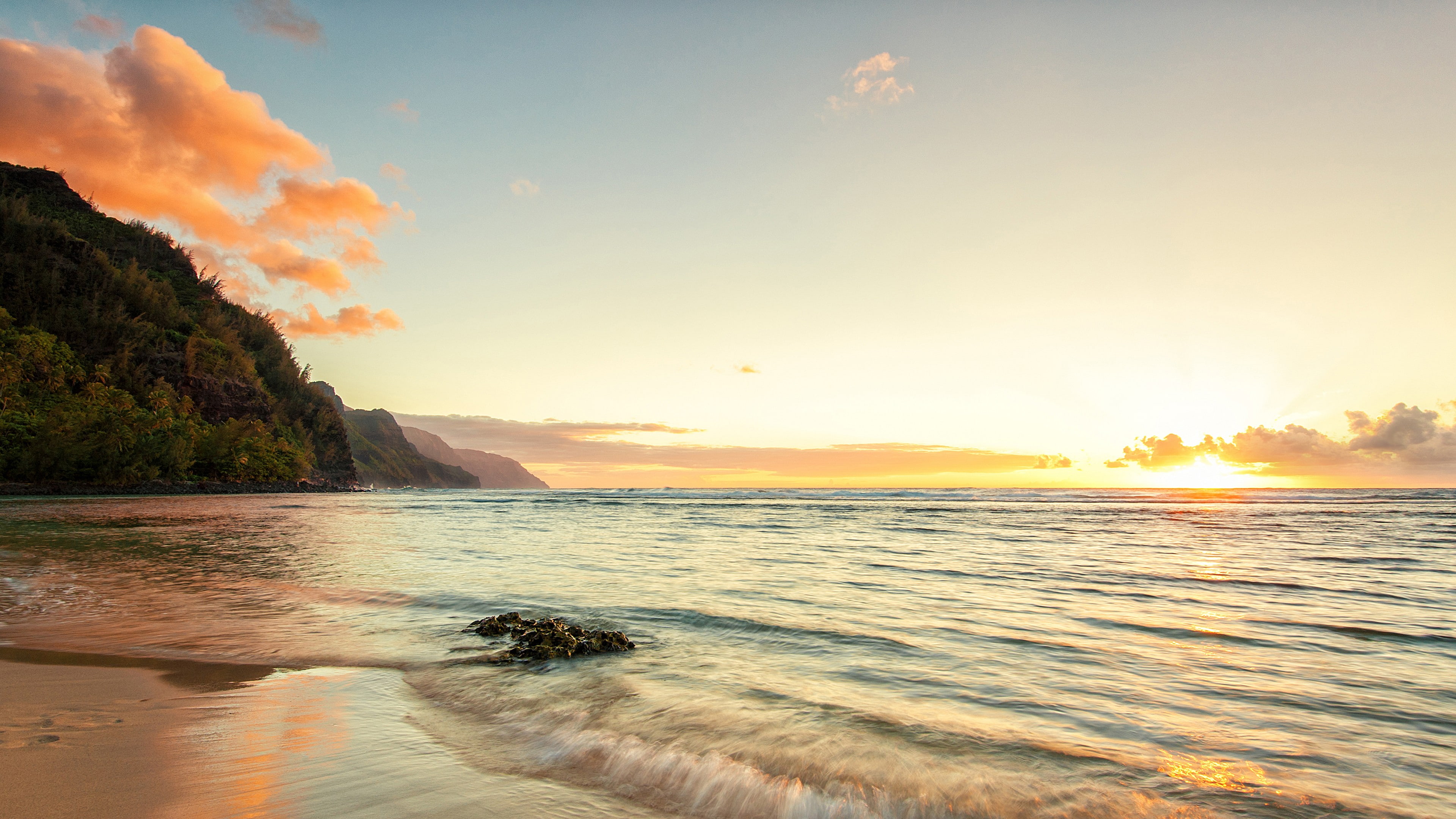 rocks, sun, 4k, sky, island, Kee beach, ocean, Kauai, Hawaii, sea, body, sunrise, clouds, sunset, water, beach, 4K, HD Wallpaper
