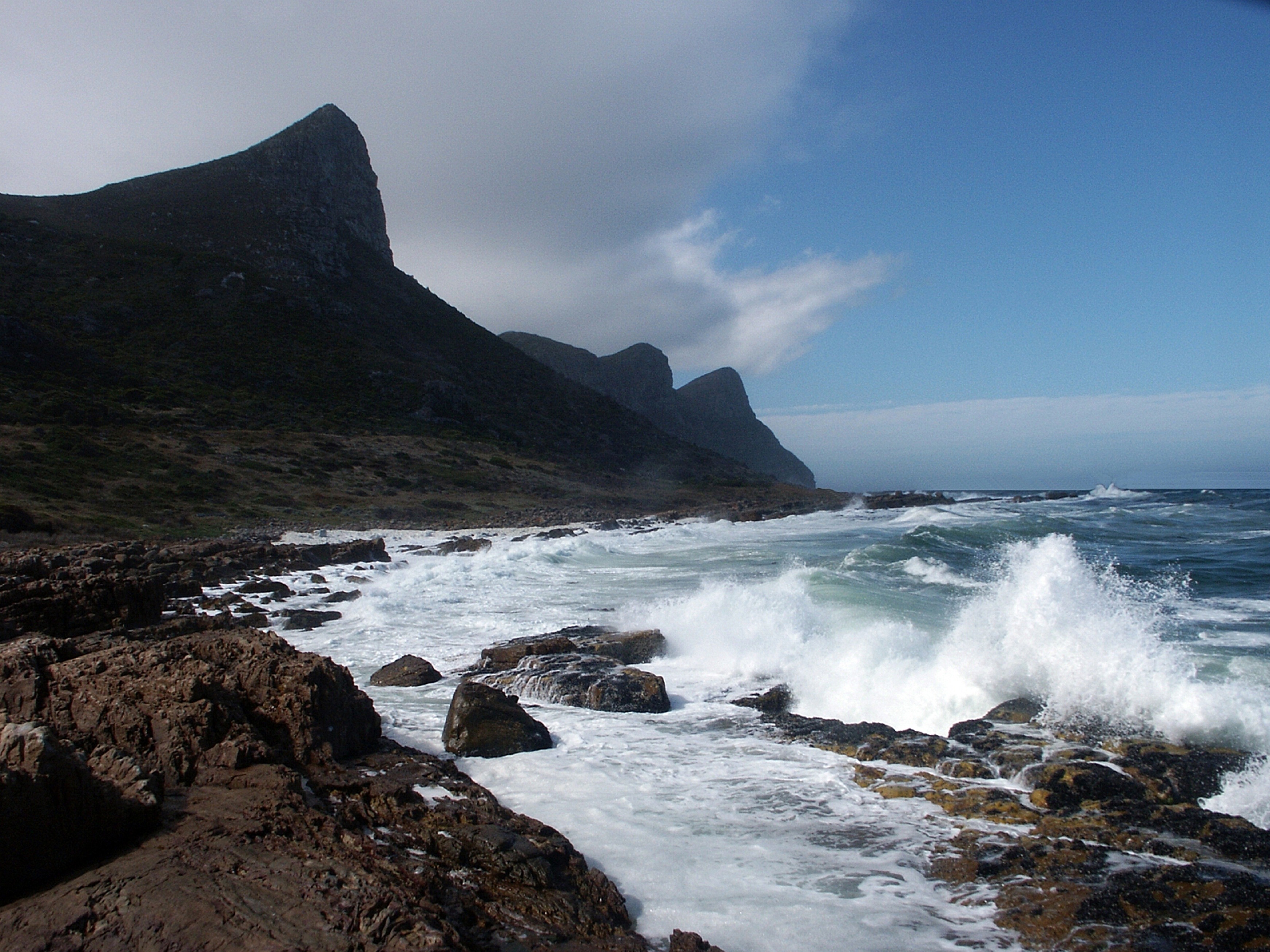 breaking, sky, rock - object, land, 2K, scenics - nature, garden route, rock formation, western cape, motion, water, mountains, wave, power, back light, HD Wallpaper