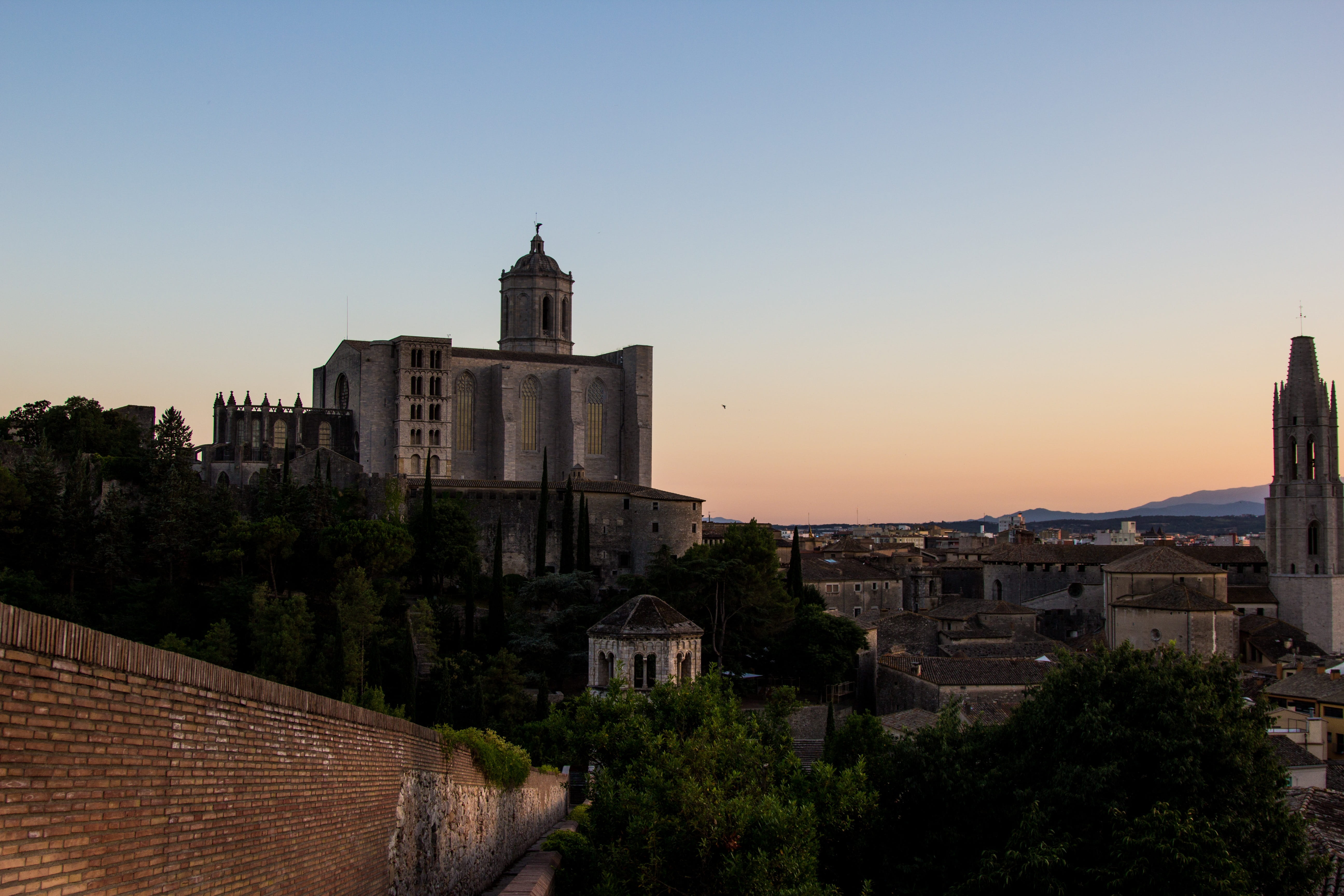 architecture, Costa Brava, cupola, city, residential district, sky, old, building, tourism, history, building exterior, tree, nature, the past, 5K, cityscape, HD Wallpaper