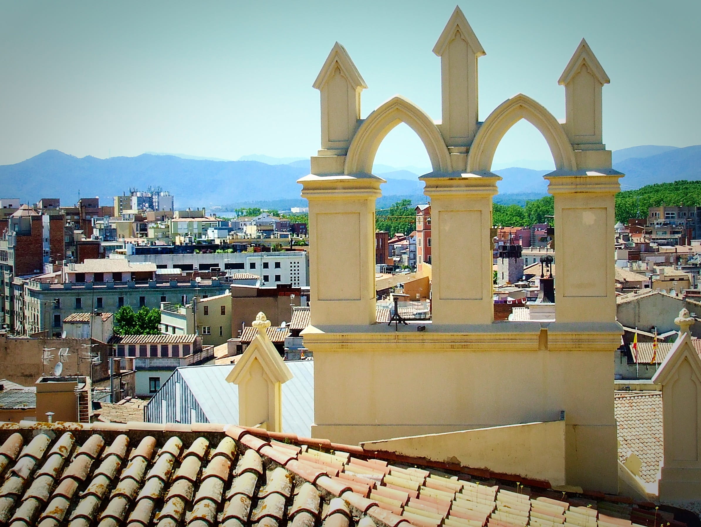 medieval, cityscape, architectural column, catalonia, europe, city, mountain, history, the past, 1080P, rooftop, residential district, mediterranean, outdoors, HD Wallpaper