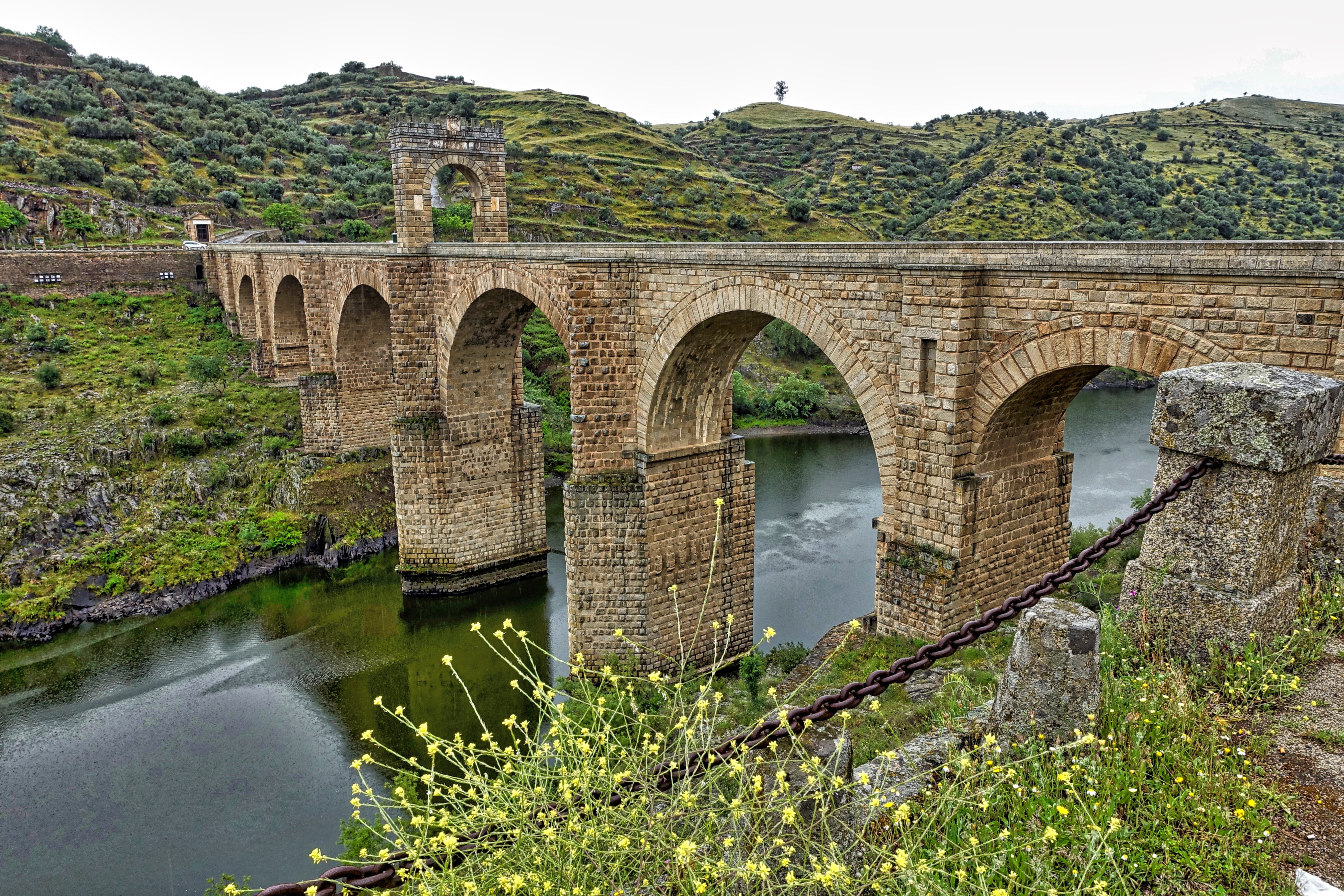 unesco, medieval, europe, arch bridge, travel destinations, plant, brown, outdoors, river, roman, arch, built structure, day, arched, history, bridge - Man Made Structure, HD Wallpaper