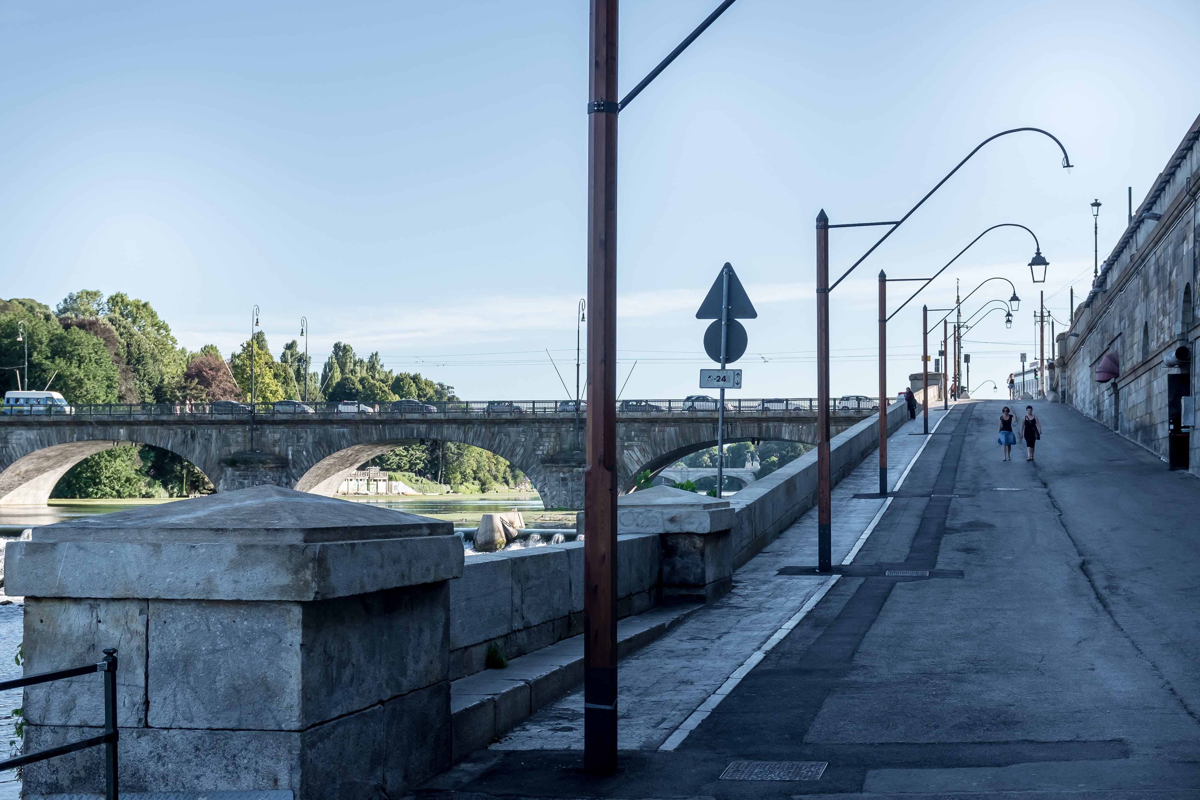 city, italia, the way forward, turin, direction, riverside, architecture, piemonte, transportation, lawn, italian, clear sky, incidental people, downtown, HD Wallpaper