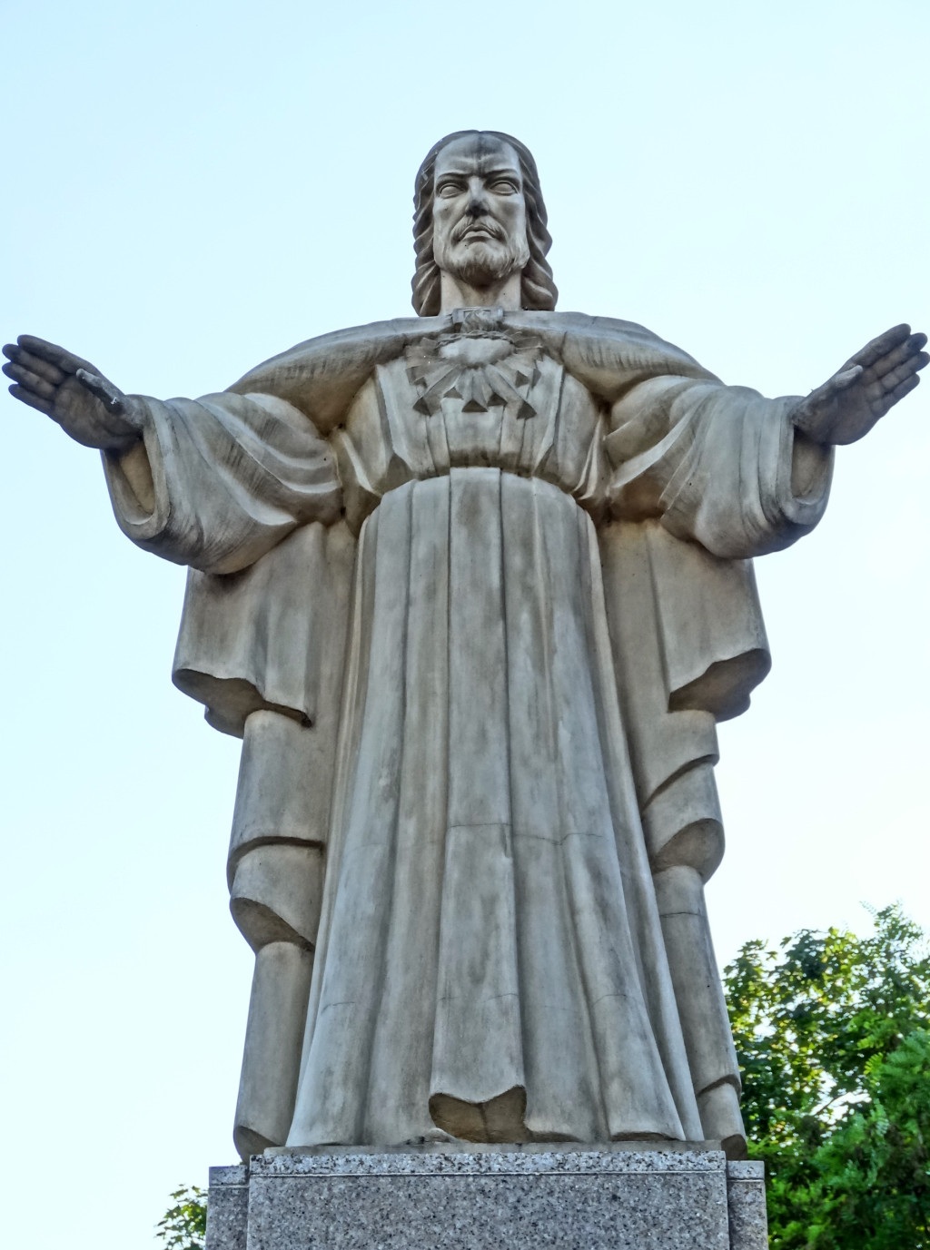 male likeness, architecture, memorial, spirituality, angel, spiritual, monument, nature, low angle view, symbol, statue, 720P, craft, tree, jesus christ, Phone HD Wallpaper